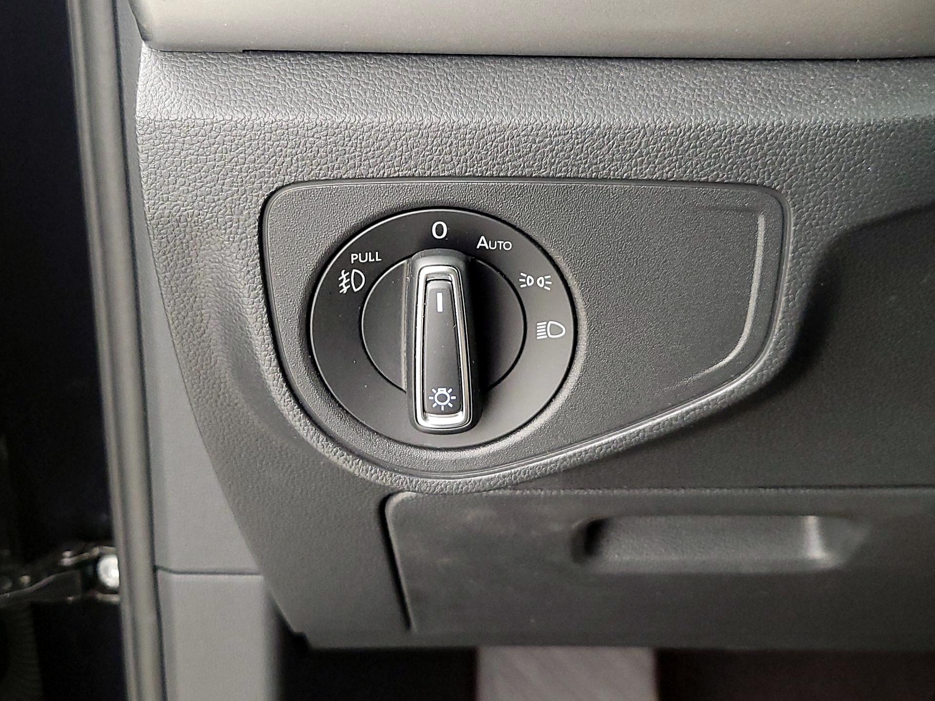 Thumbnail: 2019 Volkswagen Atlas - 13