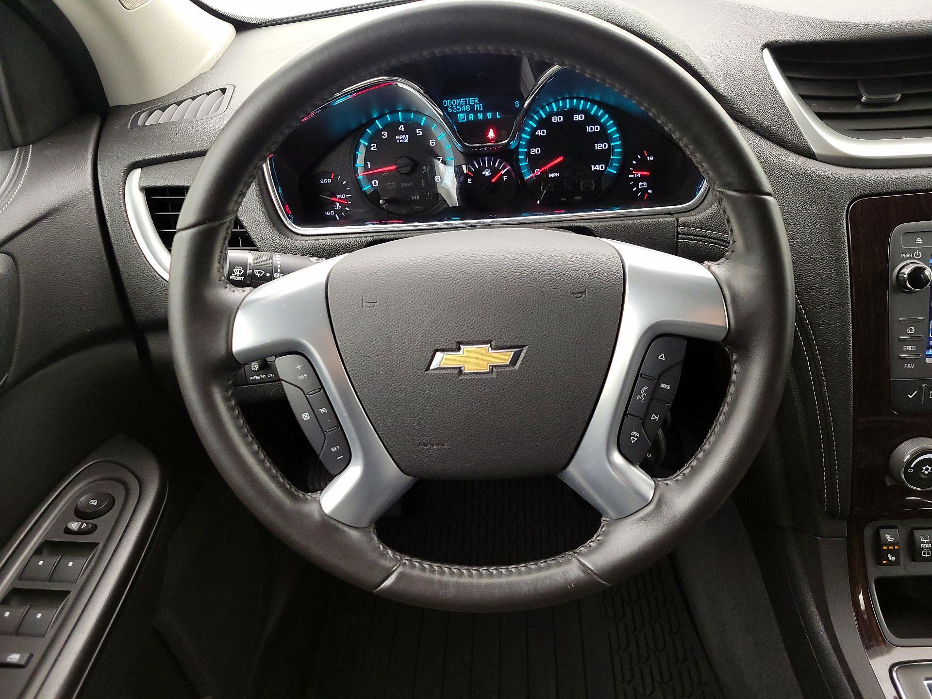 Thumbnail: 2017 Chevrolet Traverse - 10