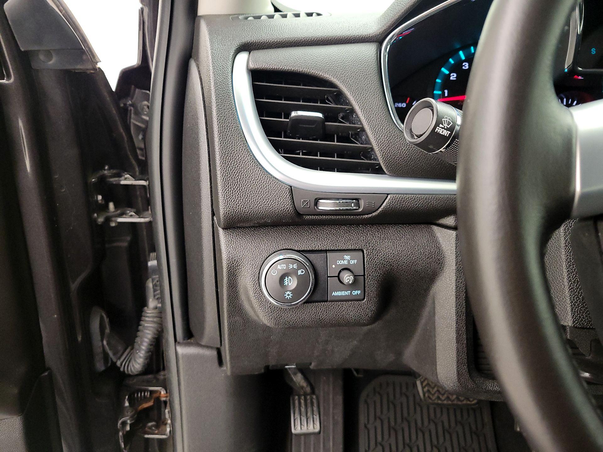 Thumbnail: 2017 Chevrolet Traverse - 13