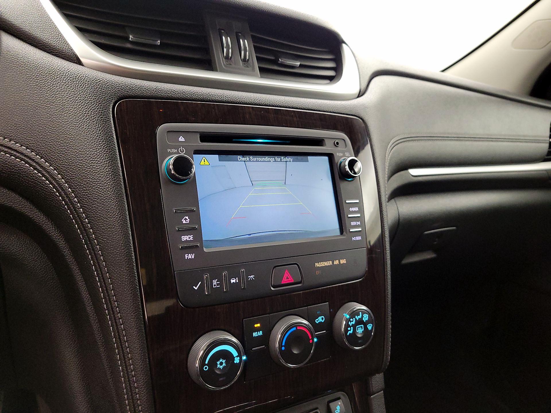 Thumbnail: 2017 Chevrolet Traverse - 14