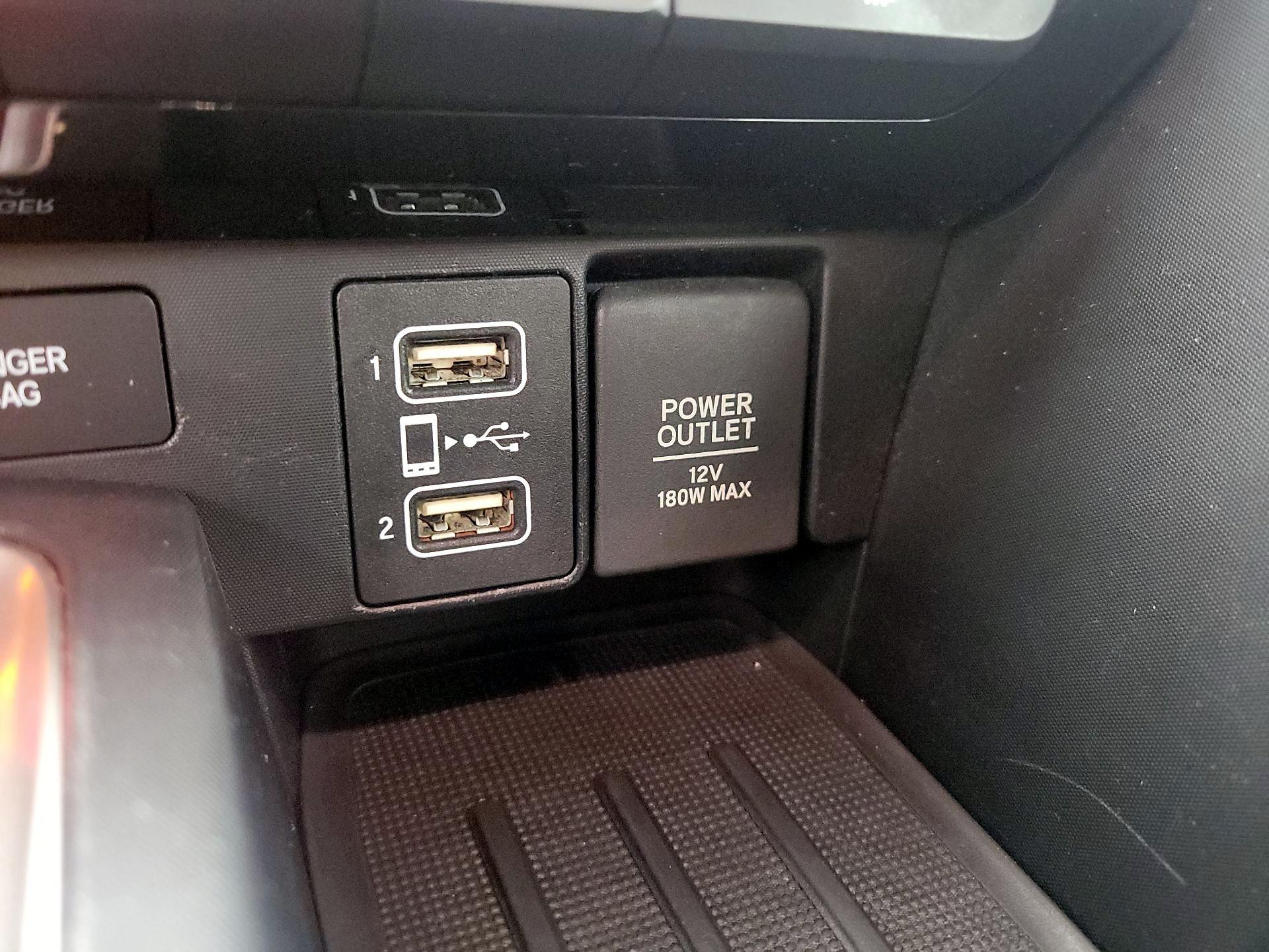 Thumbnail: 2020 Honda Insight - 19