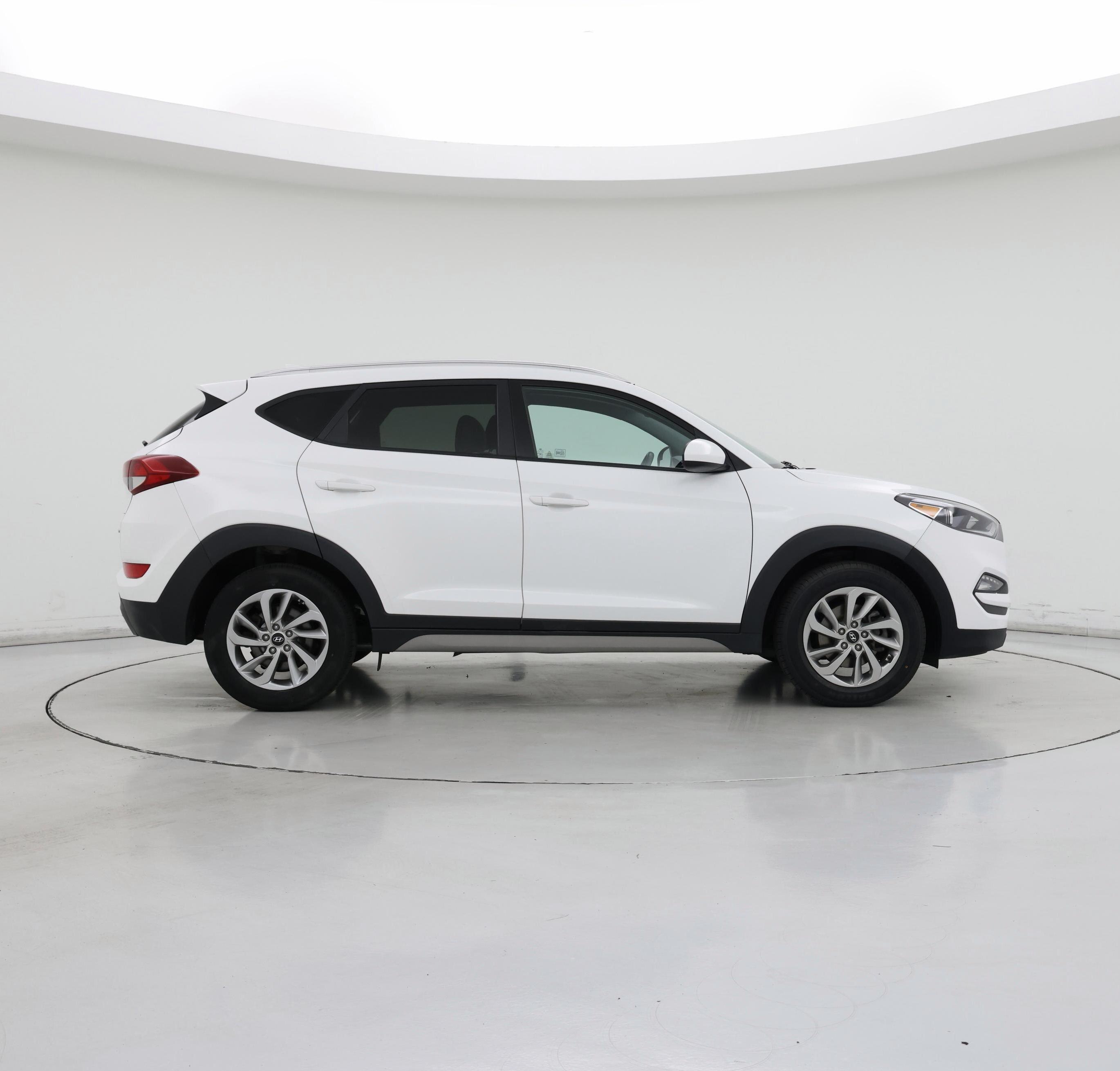 Thumbnail: 2018 Hyundai Tucson - 7