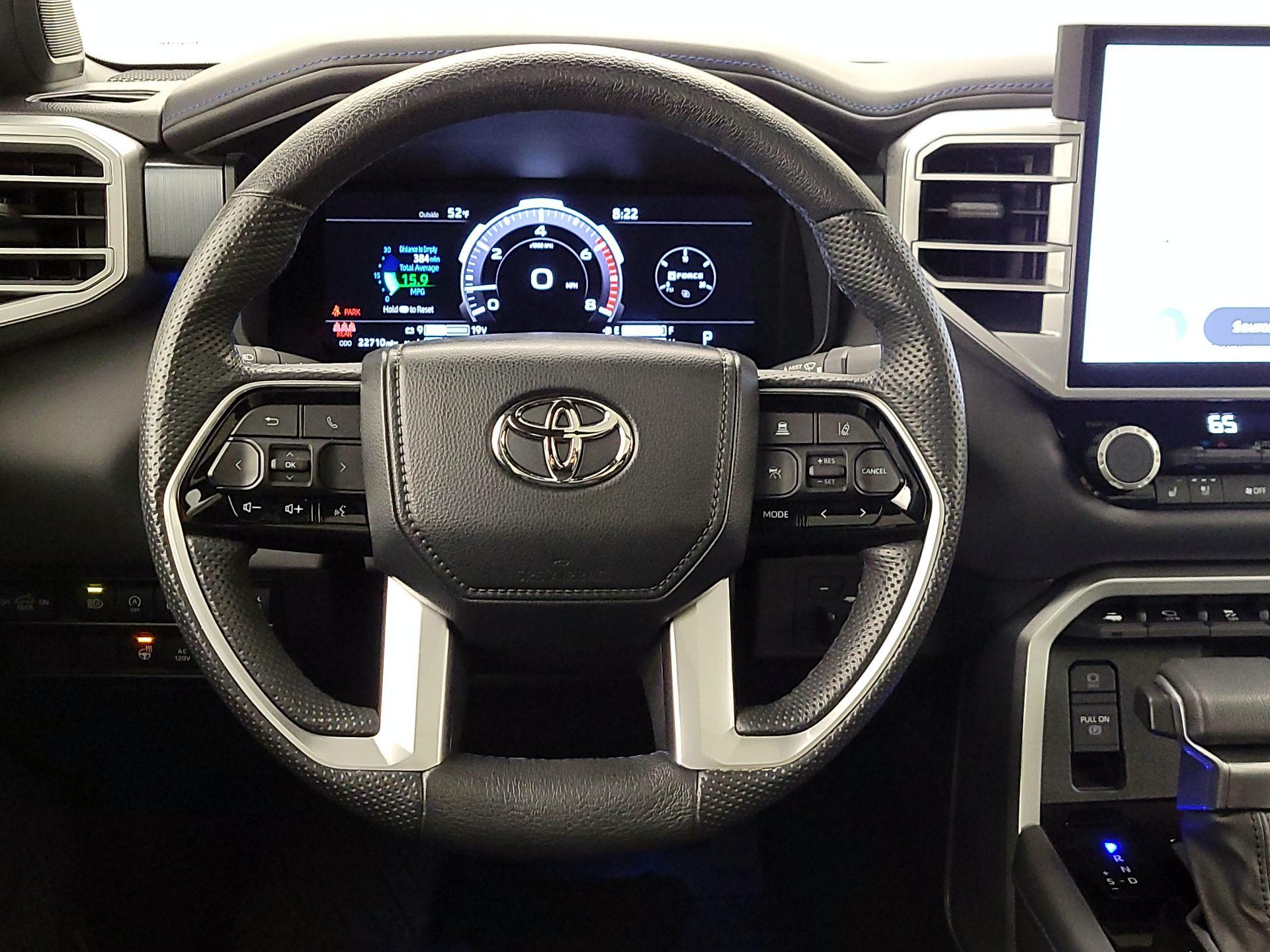 Thumbnail: 2024 Toyota Tundra - 10