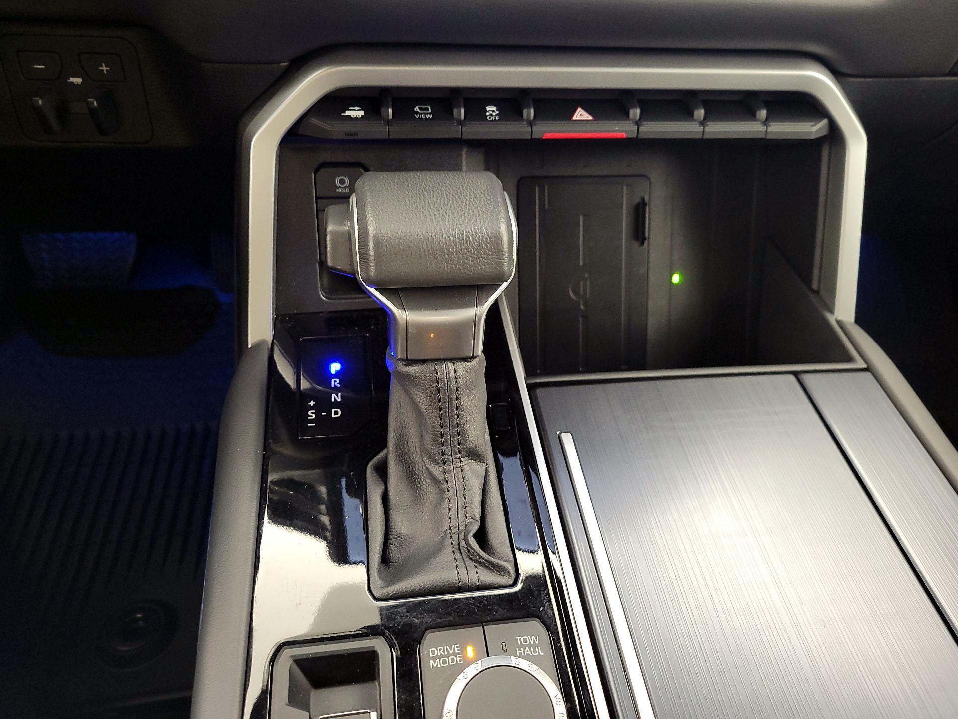 Thumbnail: 2024 Toyota Tundra - 17