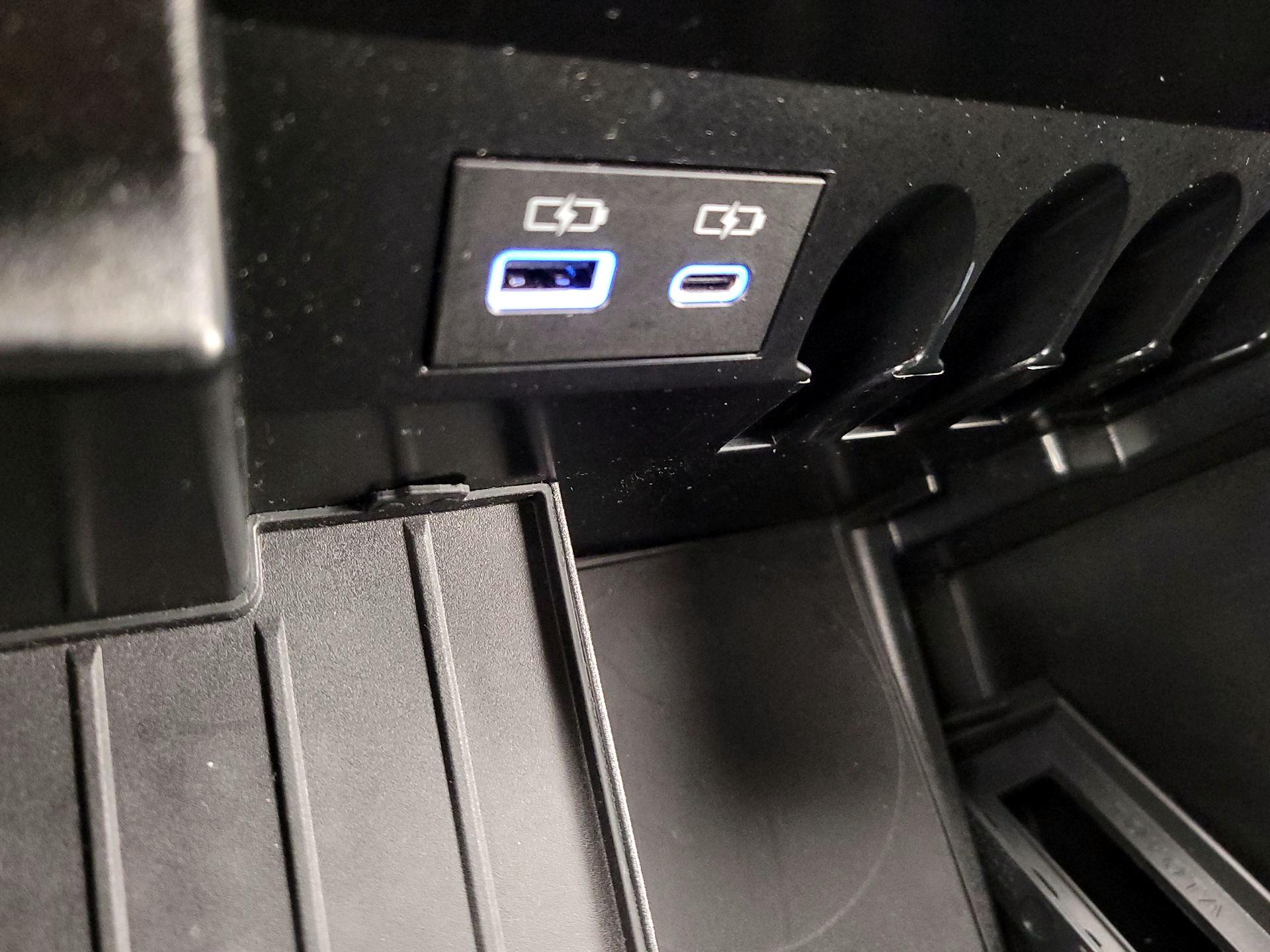 Thumbnail: 2024 Toyota Tundra - 18