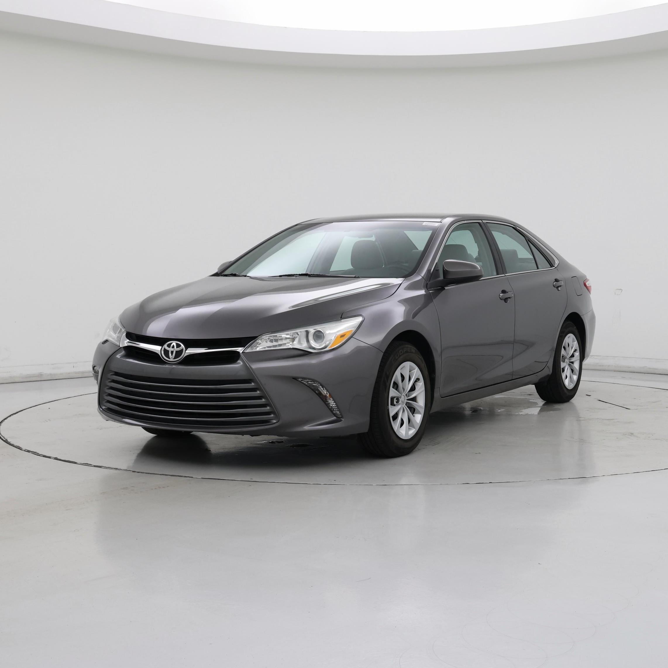 Thumbnail: 2016 Toyota Camry - 4