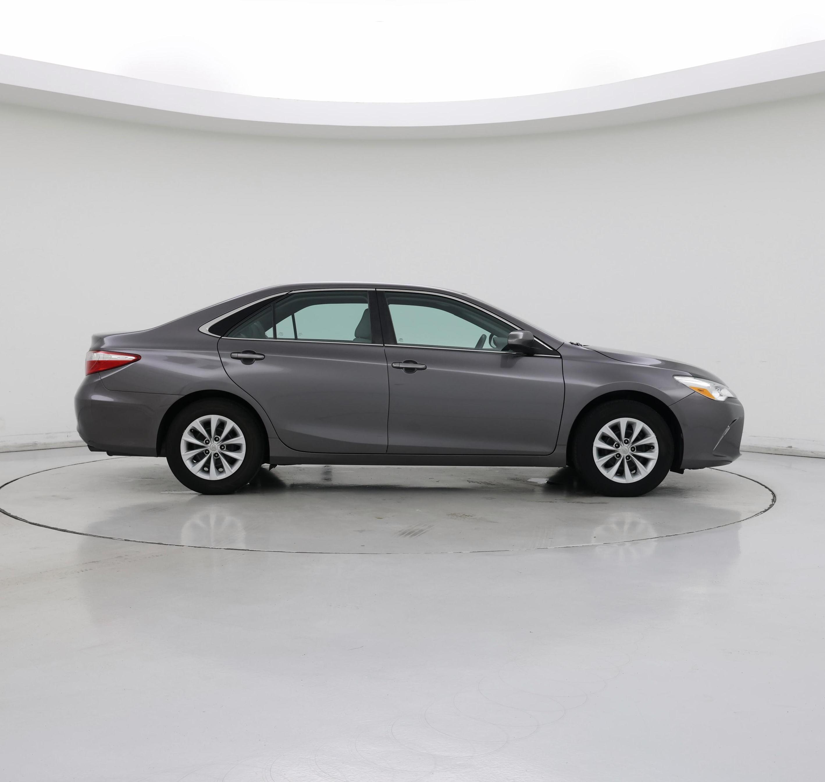 Thumbnail: 2016 Toyota Camry - 7