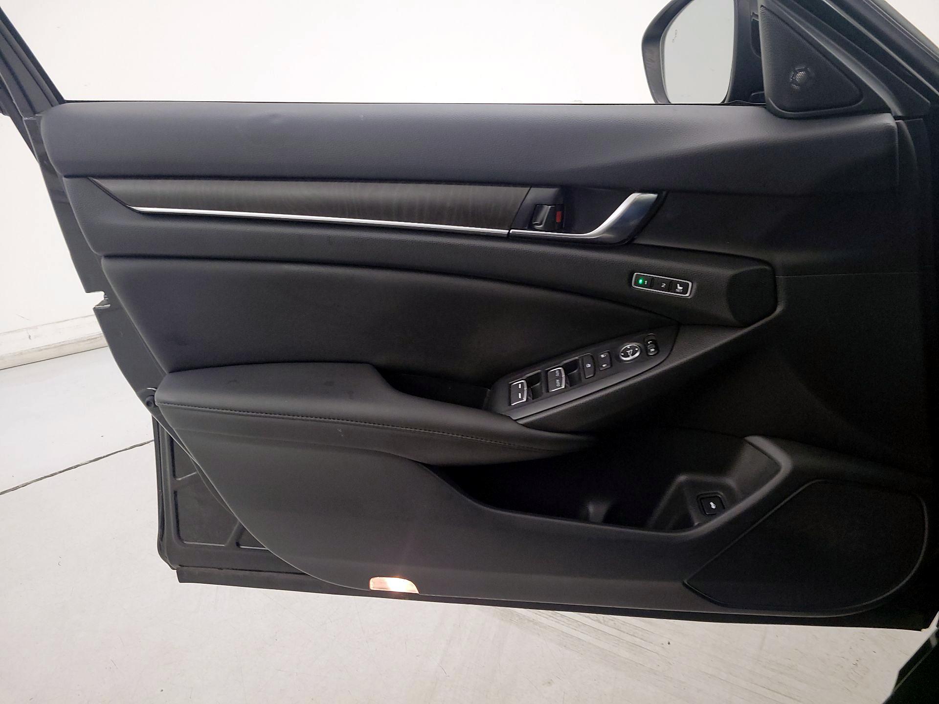 Thumbnail: 2020 Honda Accord - 12