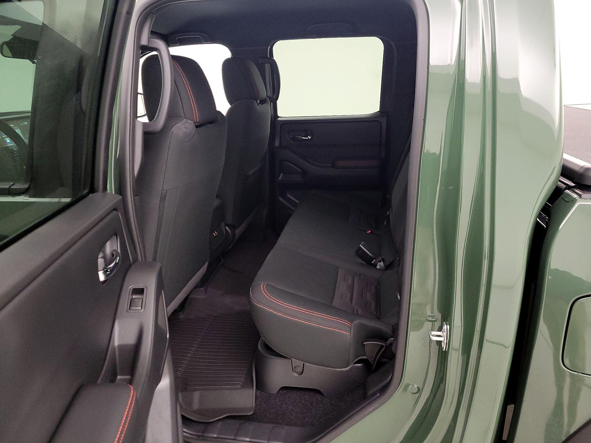 Thumbnail: 2025 Nissan Frontier - 19