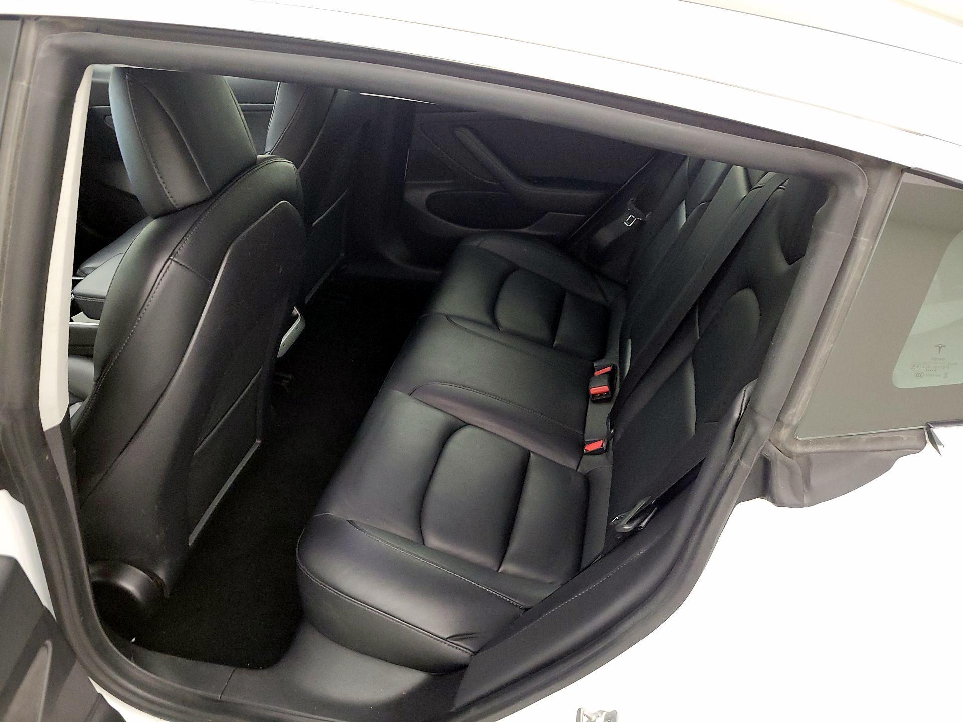 Thumbnail: 2020 Tesla Model 3 - 20