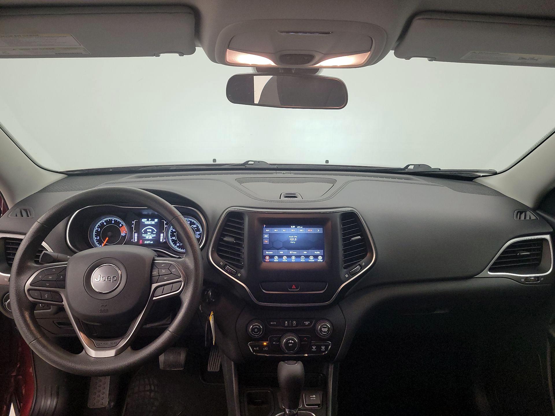 Thumbnail: 2020 Jeep Cherokee - 9