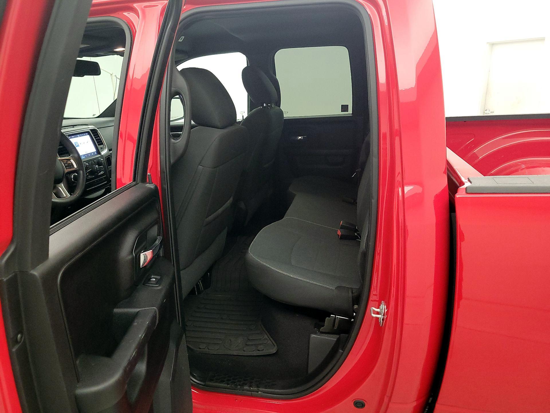 Thumbnail: 2022 RAM 1500 Classic - 19