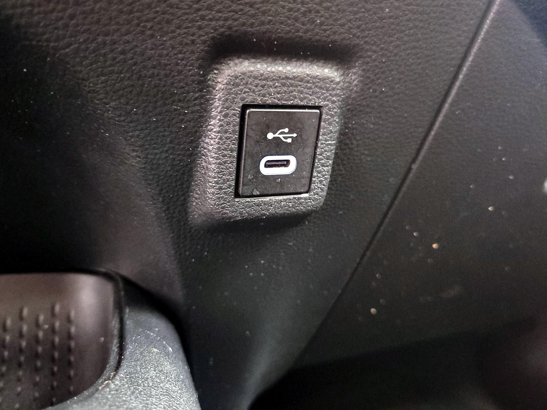 Thumbnail: 2024 Toyota Corolla - 18