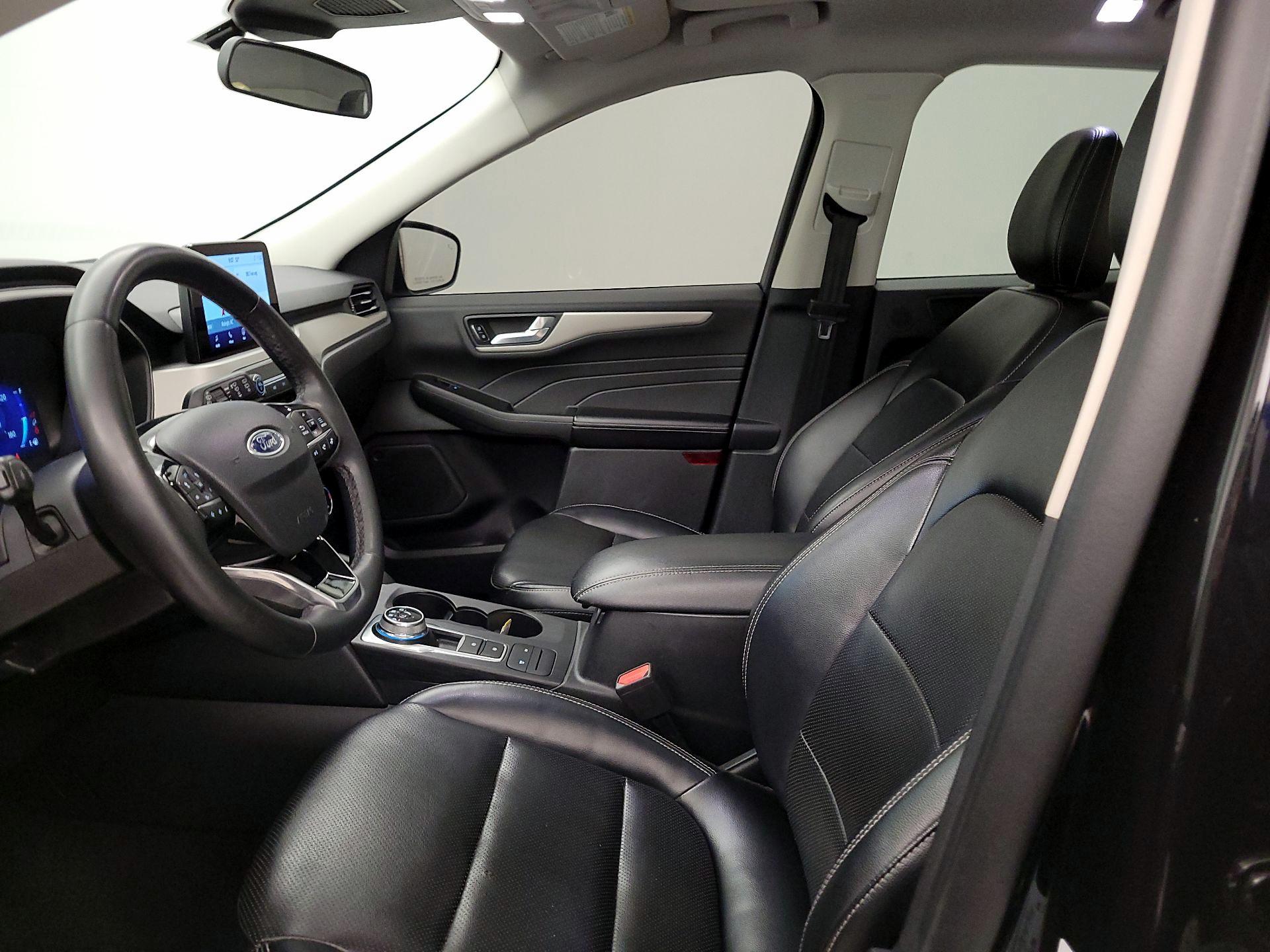 Thumbnail: 2022 Ford Escape - 11