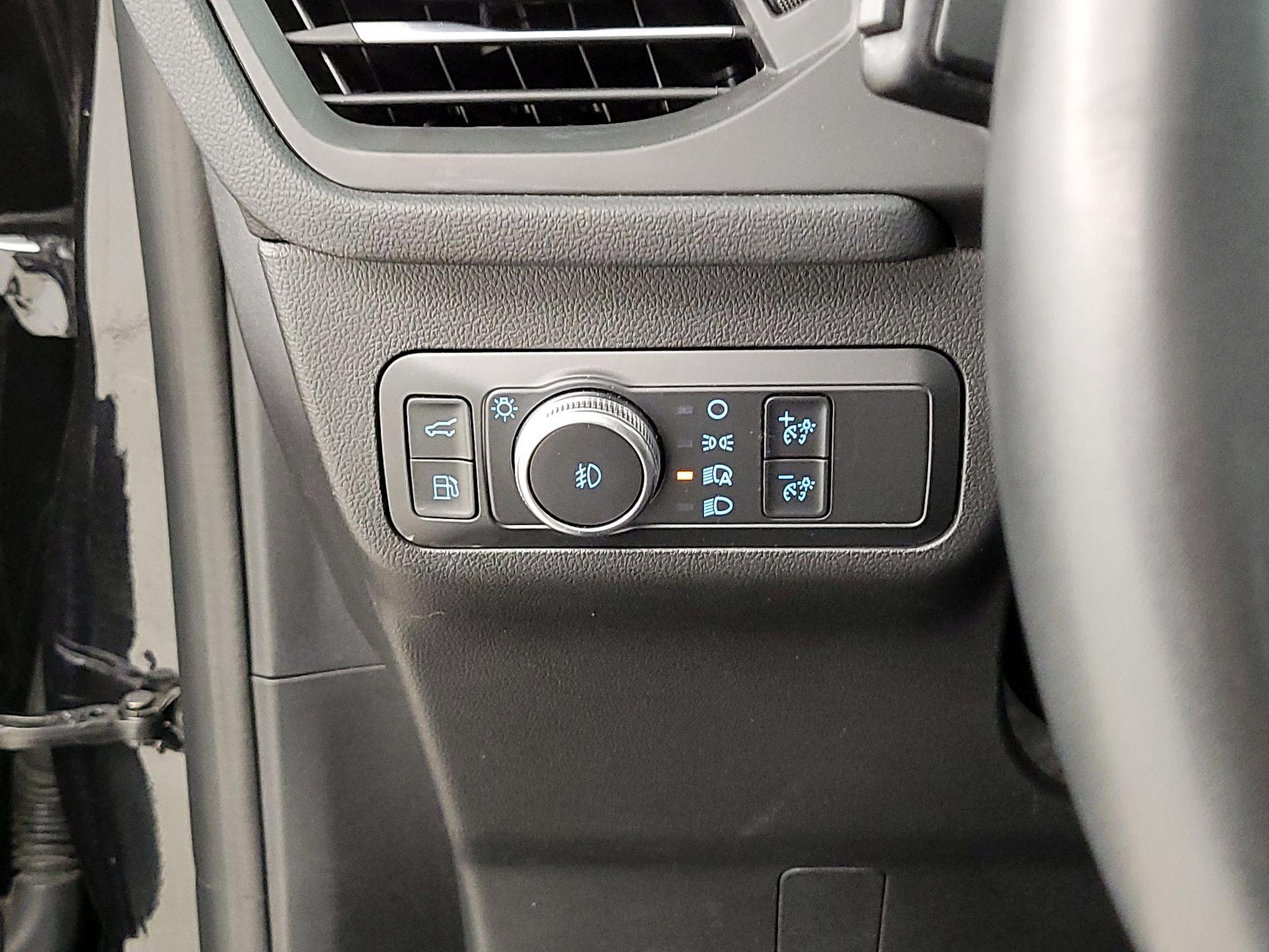 Thumbnail: 2022 Ford Escape - 13