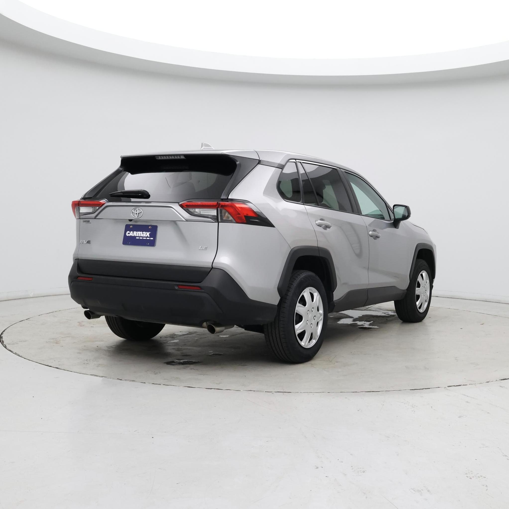Thumbnail: 2022 Toyota RAV4 - 8