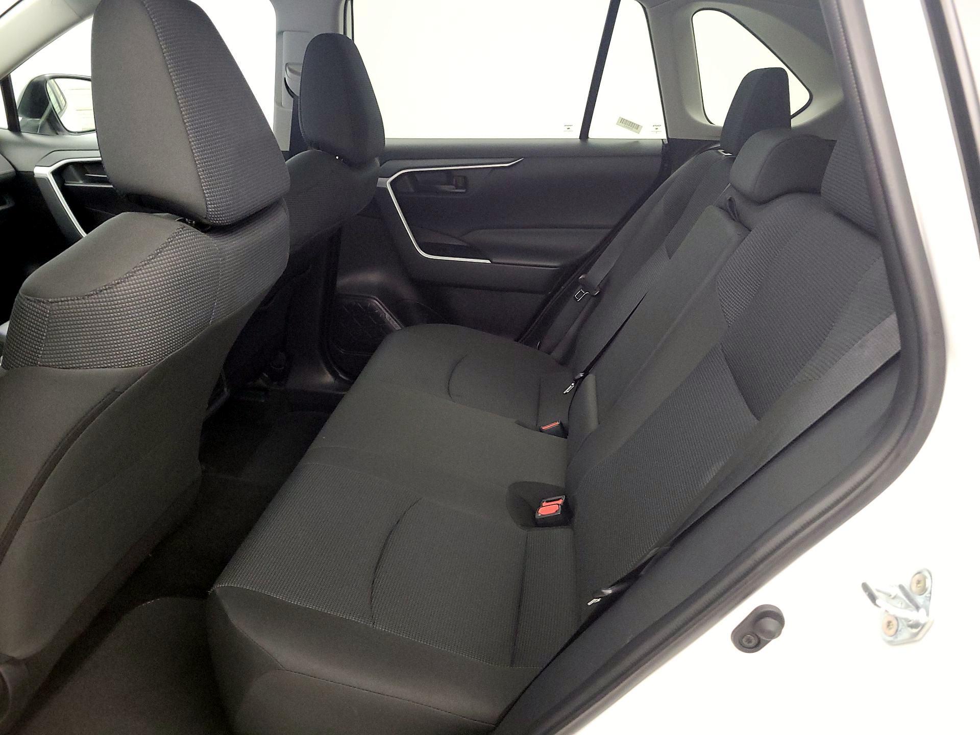 Thumbnail: 2025 Toyota RAV4 - 18