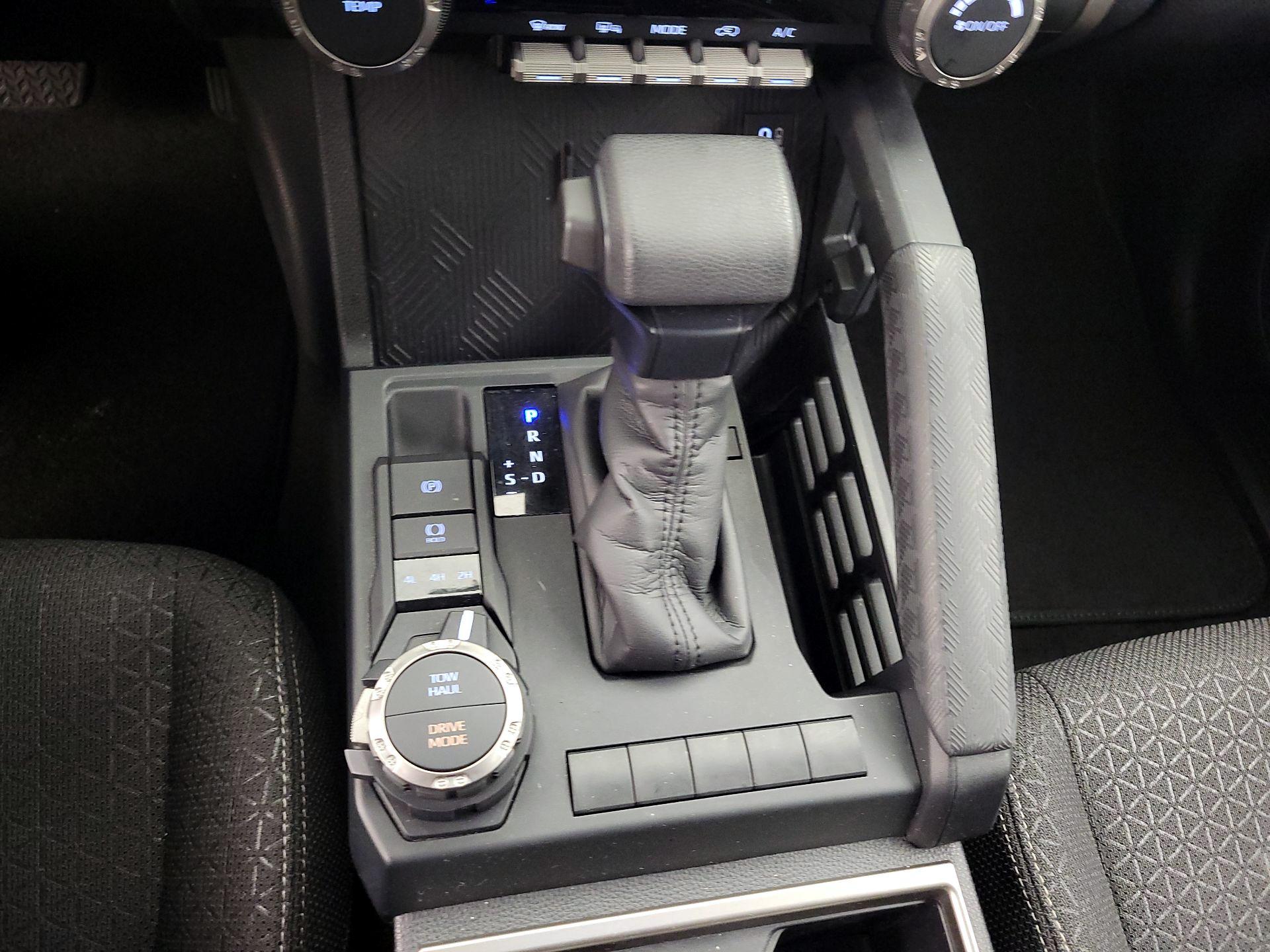 Thumbnail: 2025 Toyota 4Runner - 17