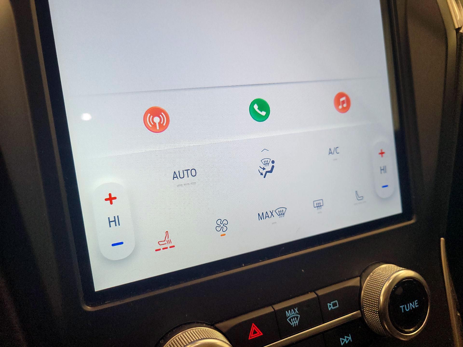 Thumbnail: 2024 Ford Edge - 16