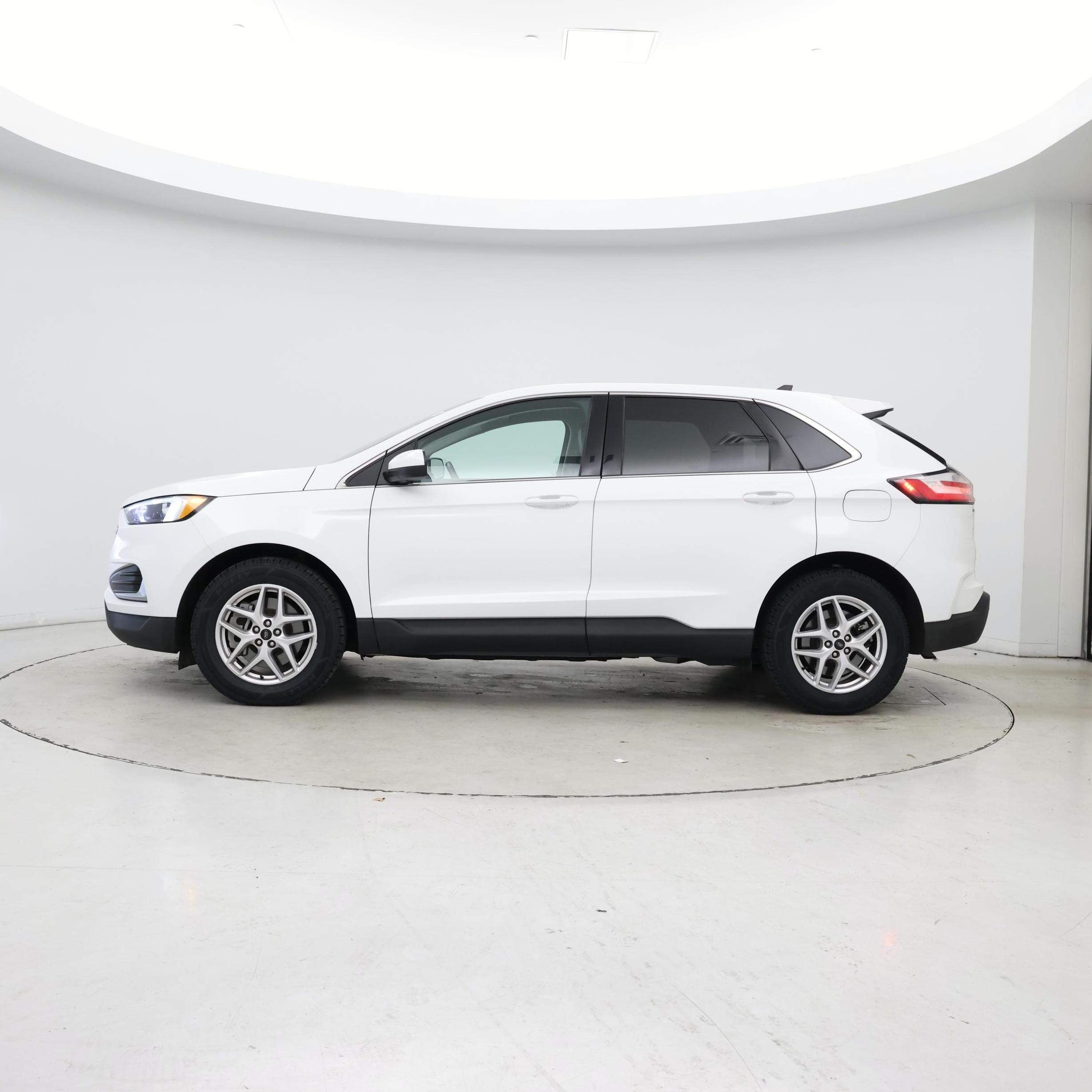 Thumbnail: 2024 Ford Edge - 3