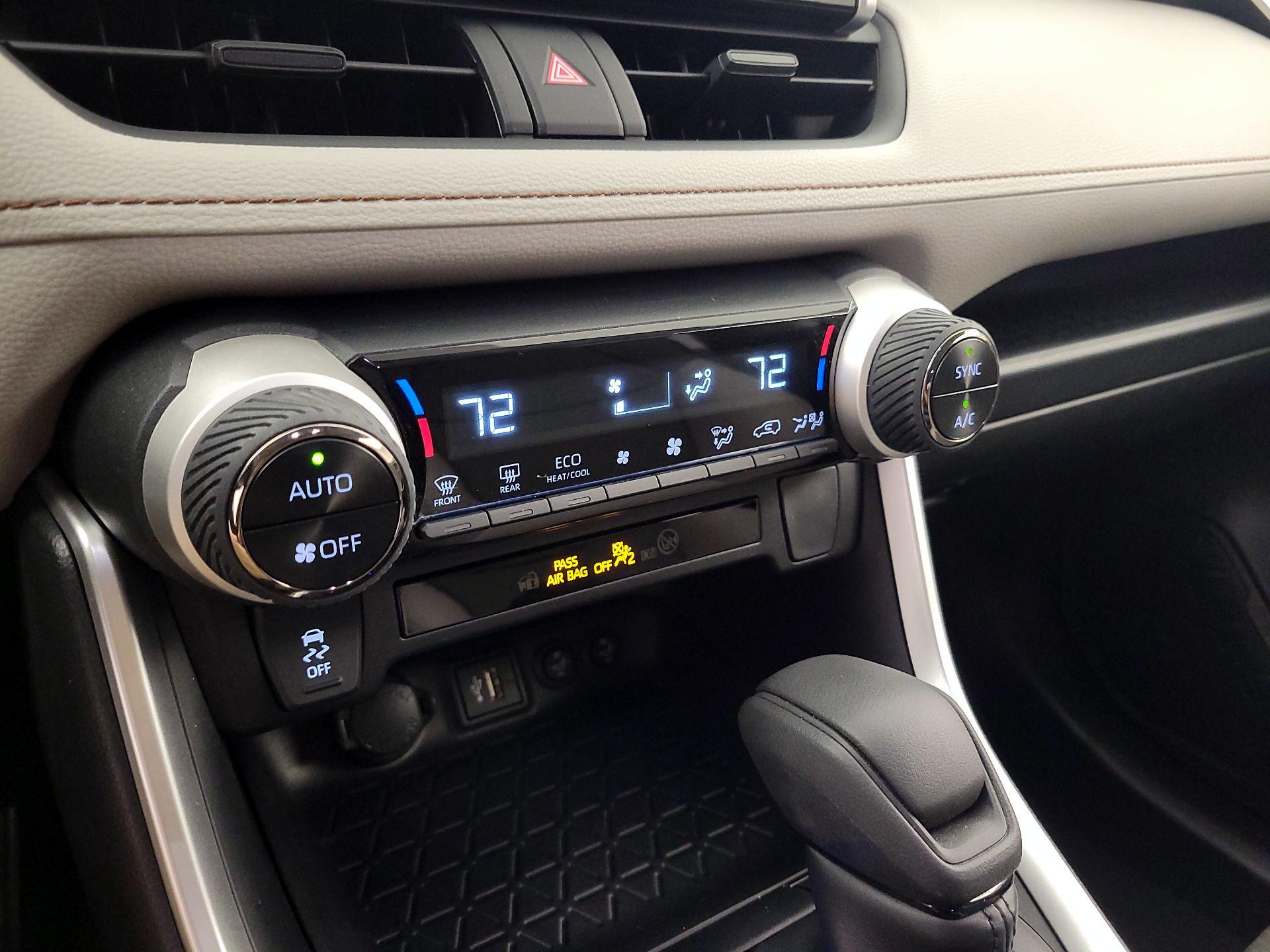 Thumbnail: 2024 Toyota RAV4 - 16