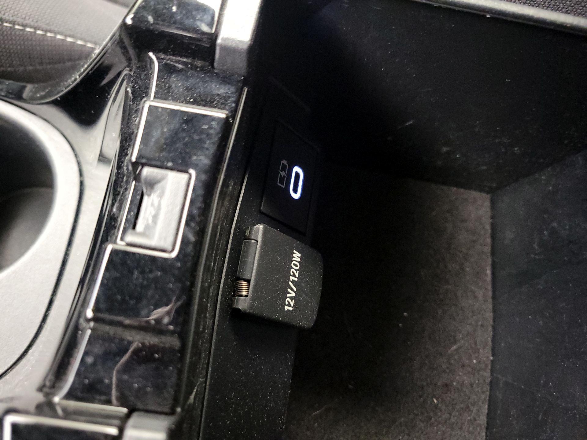 Thumbnail: 2023 Toyota Corolla - 18