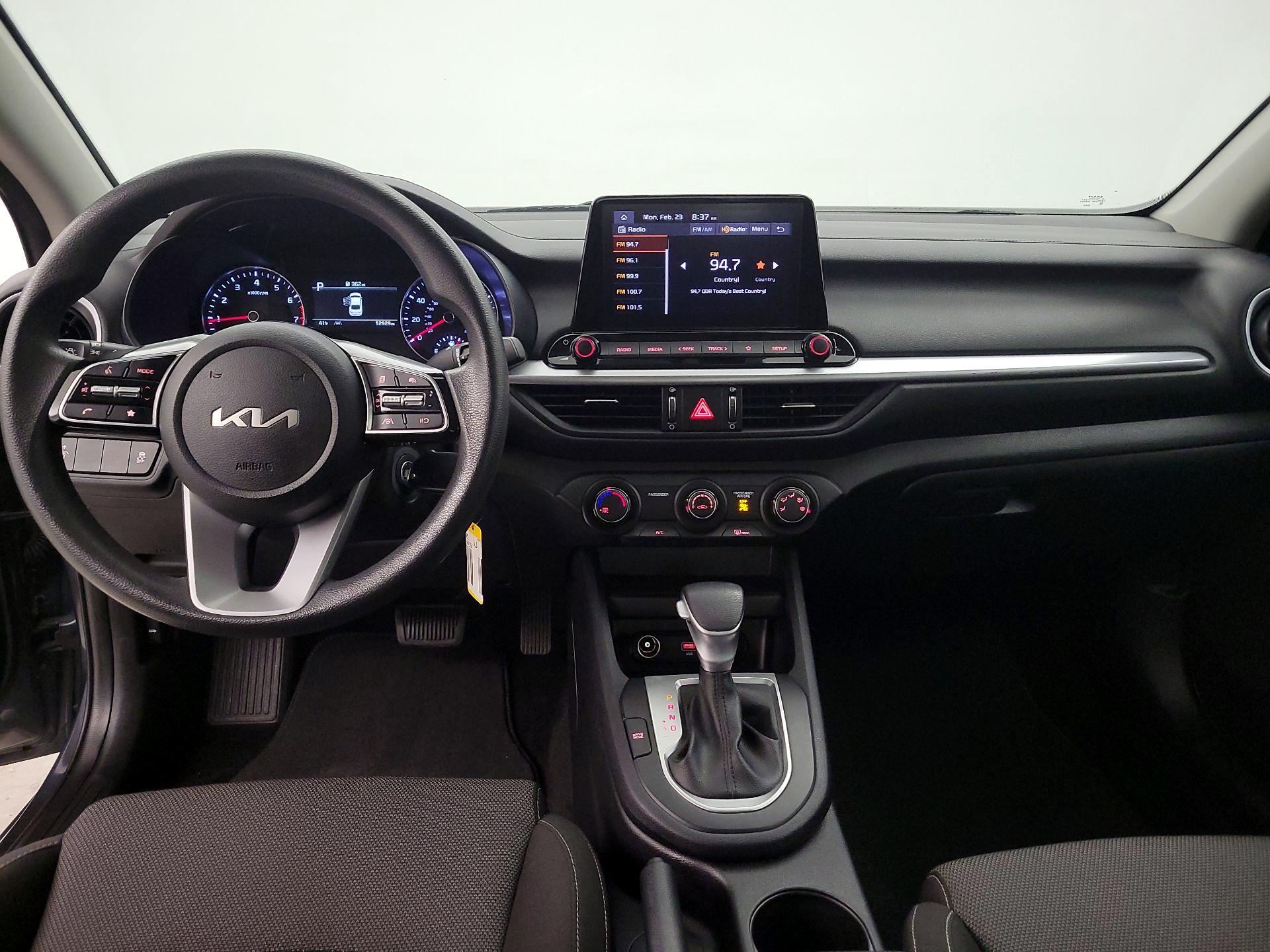 Thumbnail: 2024 Kia Forte - 9