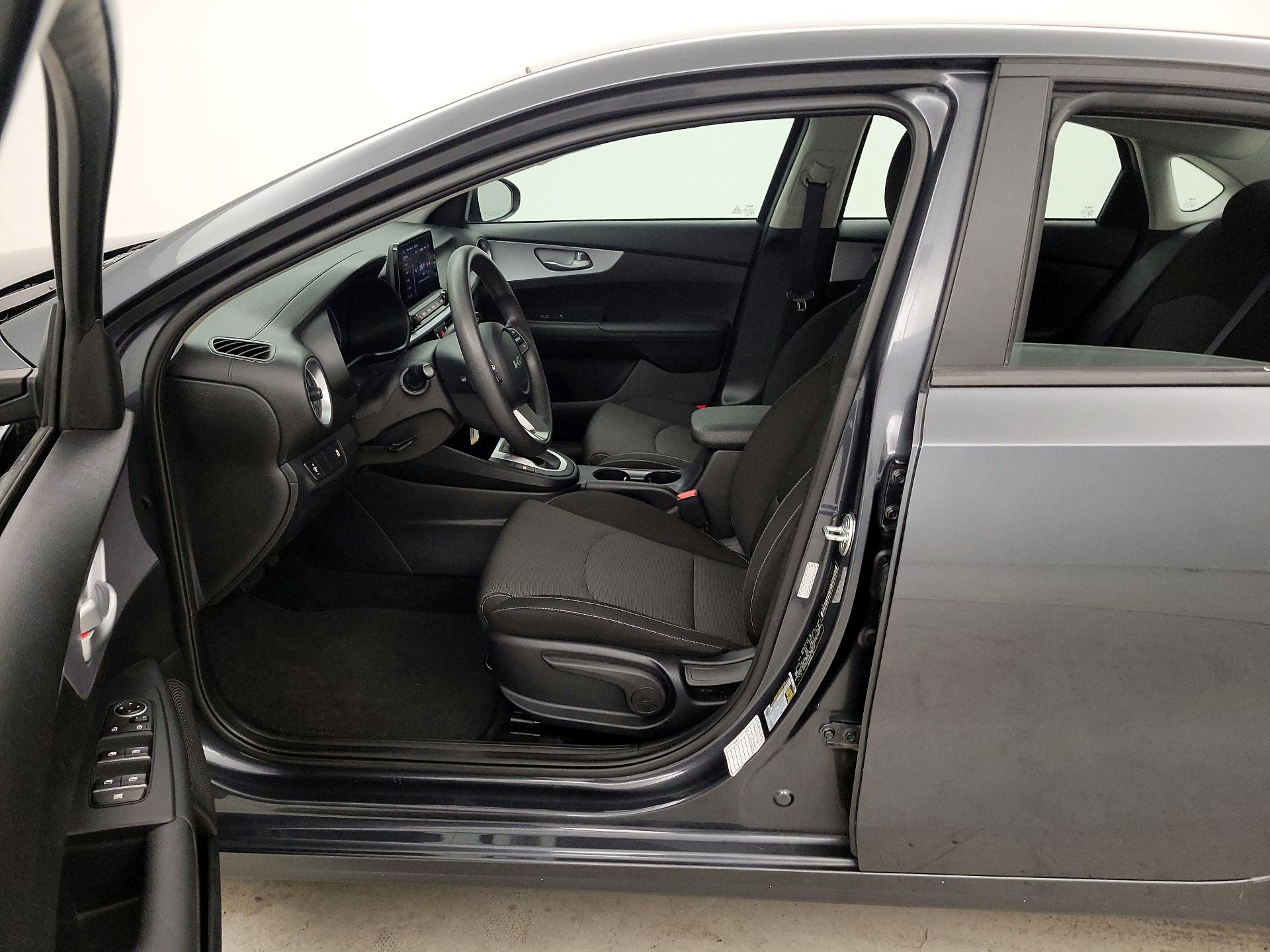 Thumbnail: 2024 Kia Forte - 11