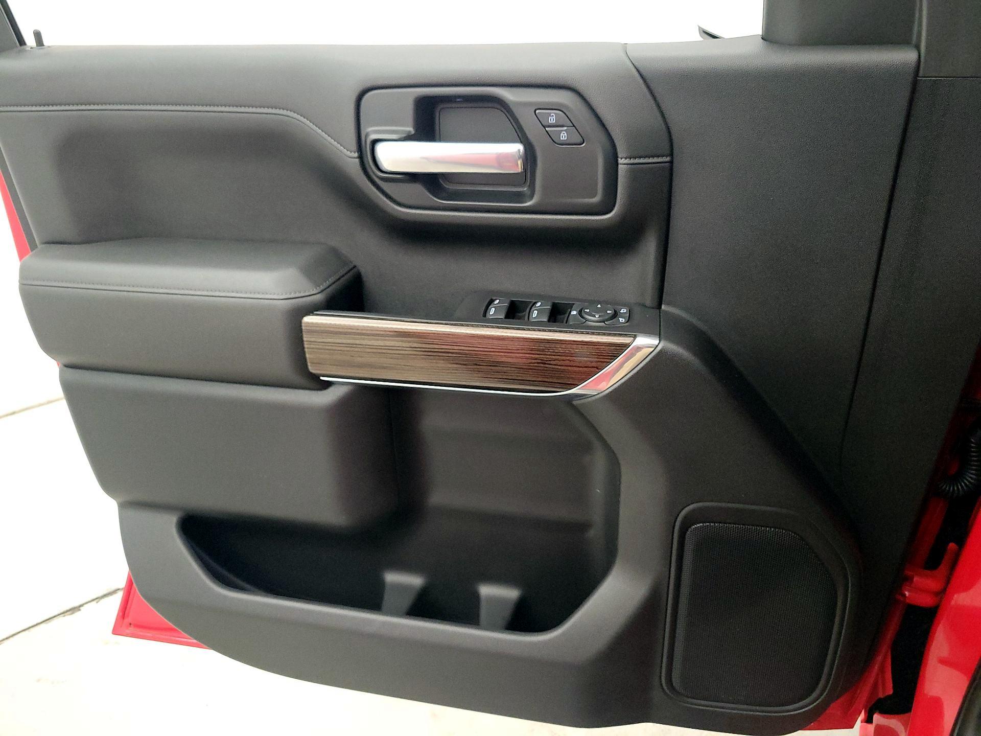 Thumbnail: 2021 Chevrolet Silverado 1500 - 12