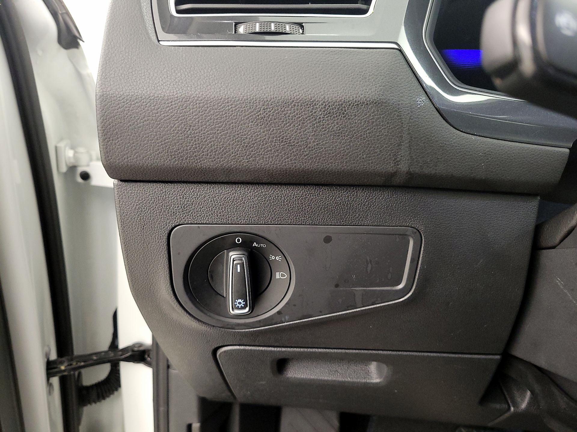 Thumbnail: 2024 Volkswagen Tiguan - 13