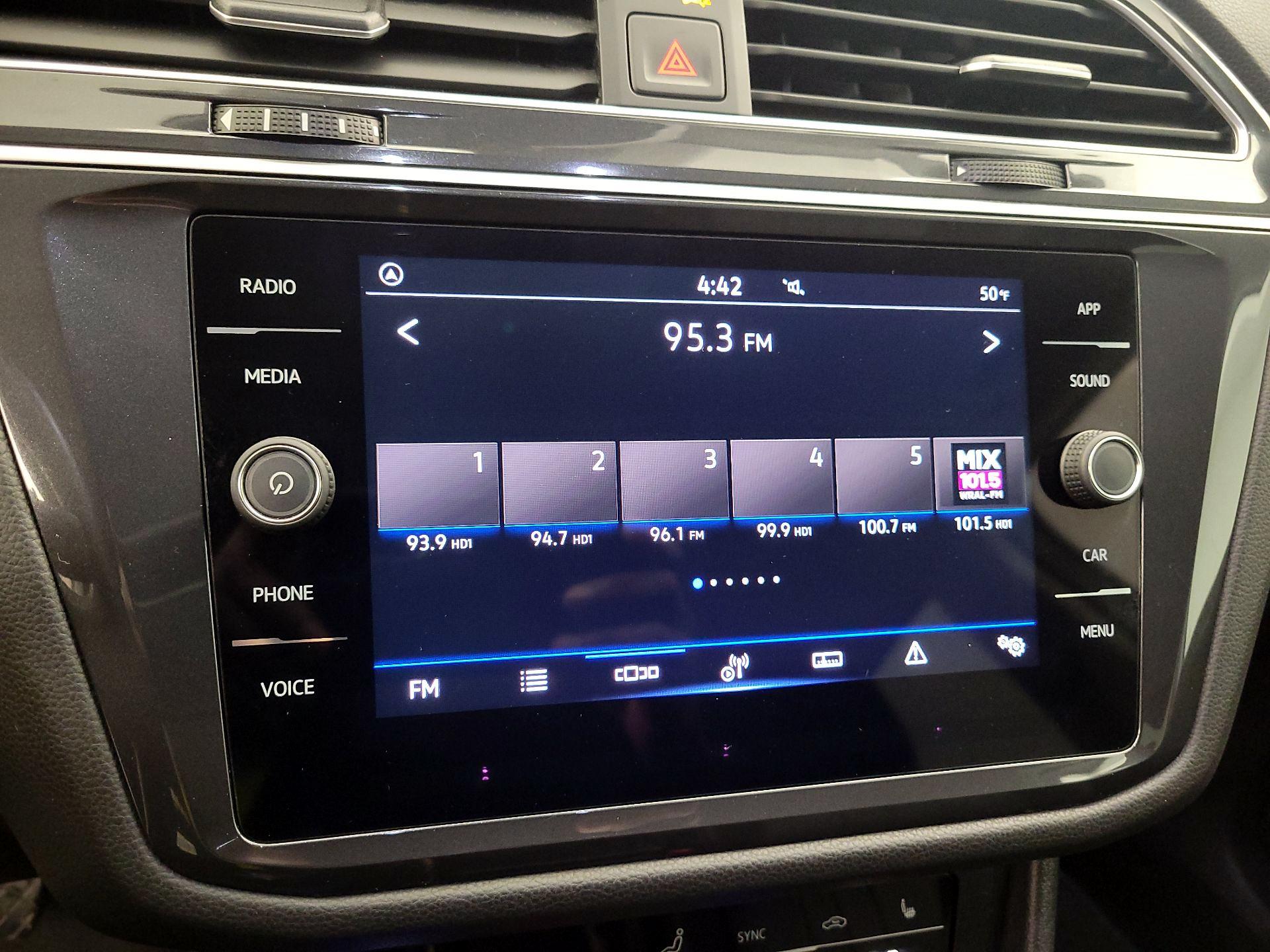 Thumbnail: 2024 Volkswagen Tiguan - 15