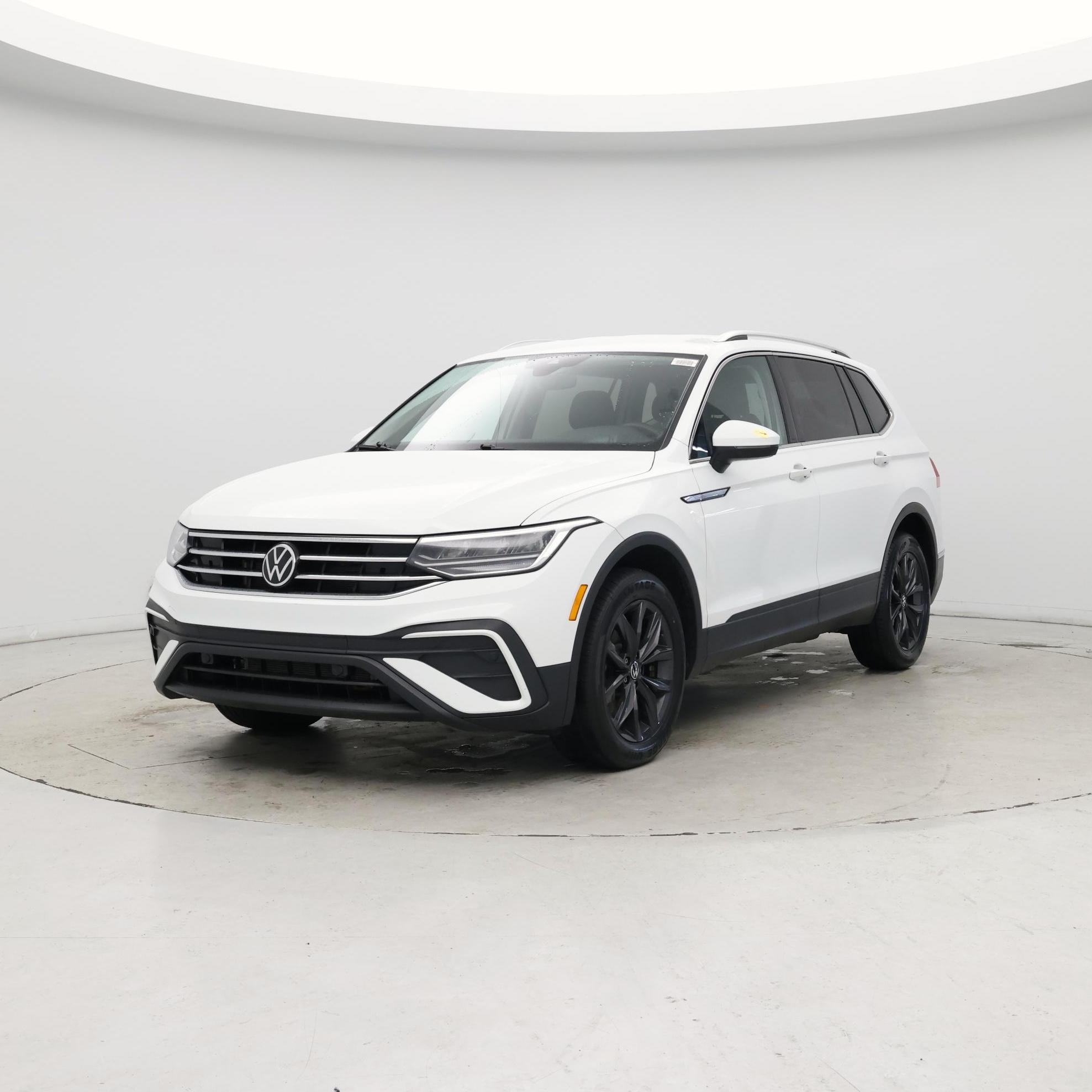 Thumbnail: 2024 Volkswagen Tiguan - 4