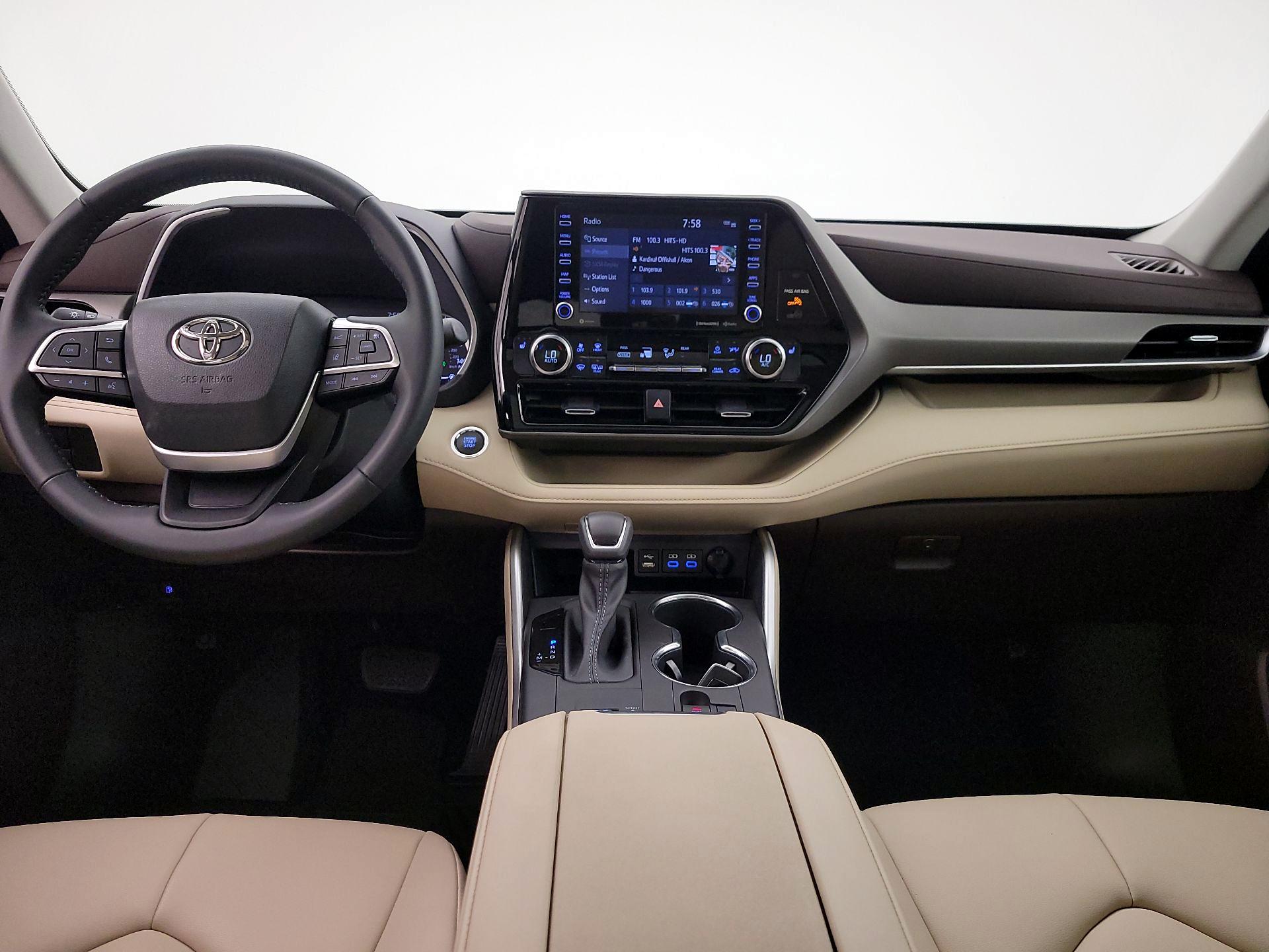 Thumbnail: 2022 Toyota Highlander - 9