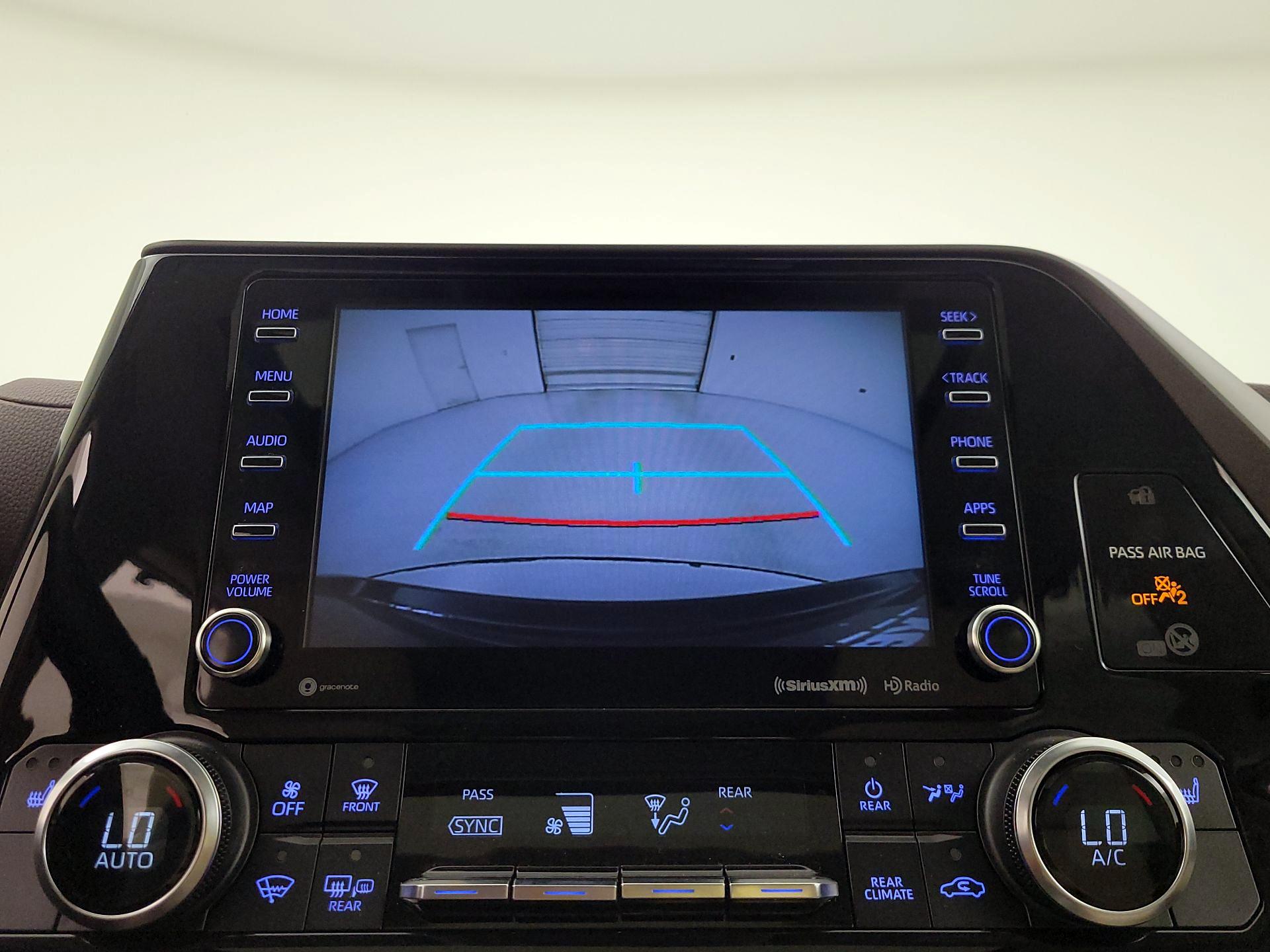 Thumbnail: 2022 Toyota Highlander - 14