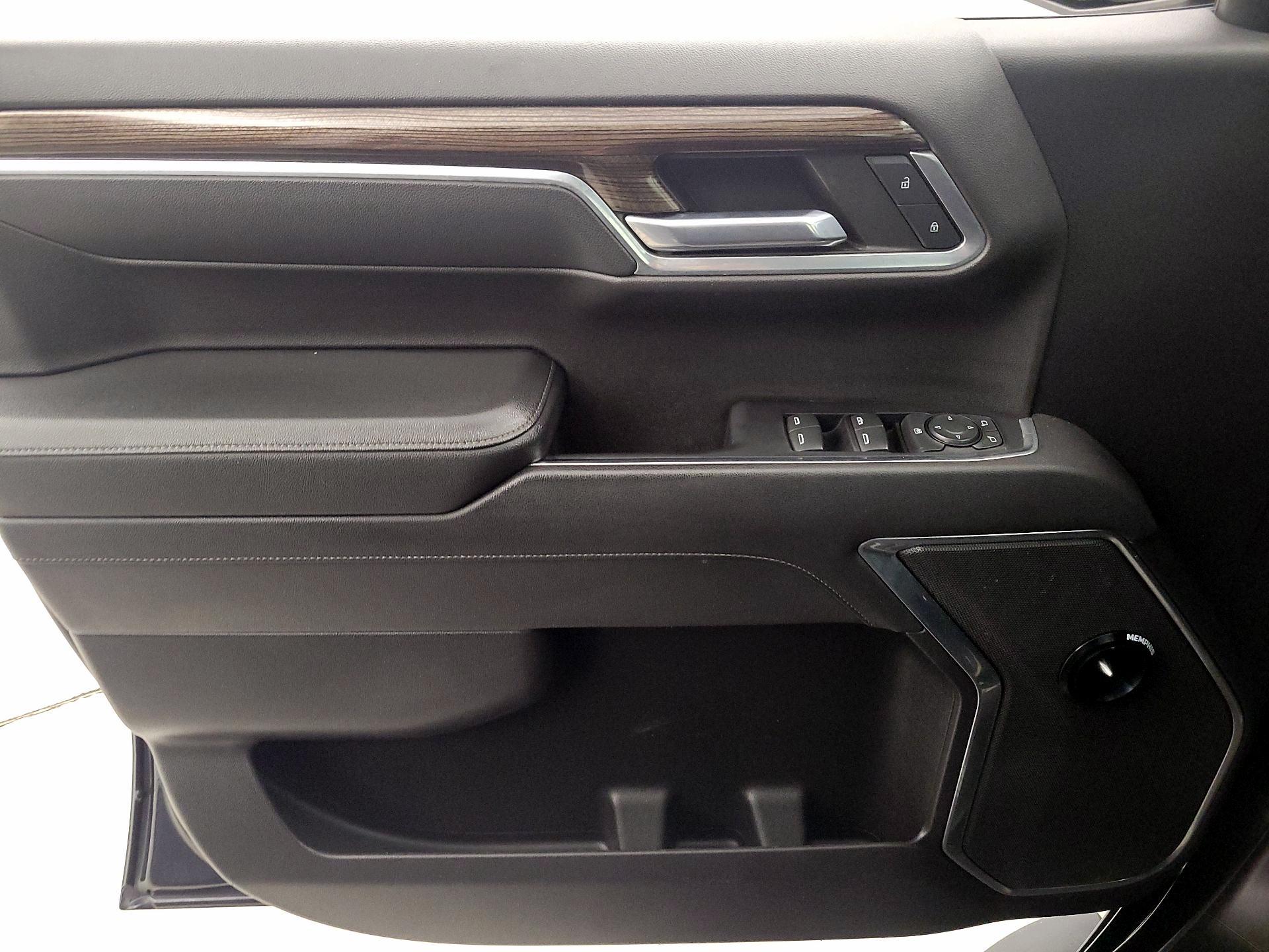 Thumbnail: 2022 Chevrolet Silverado 1500 - 12