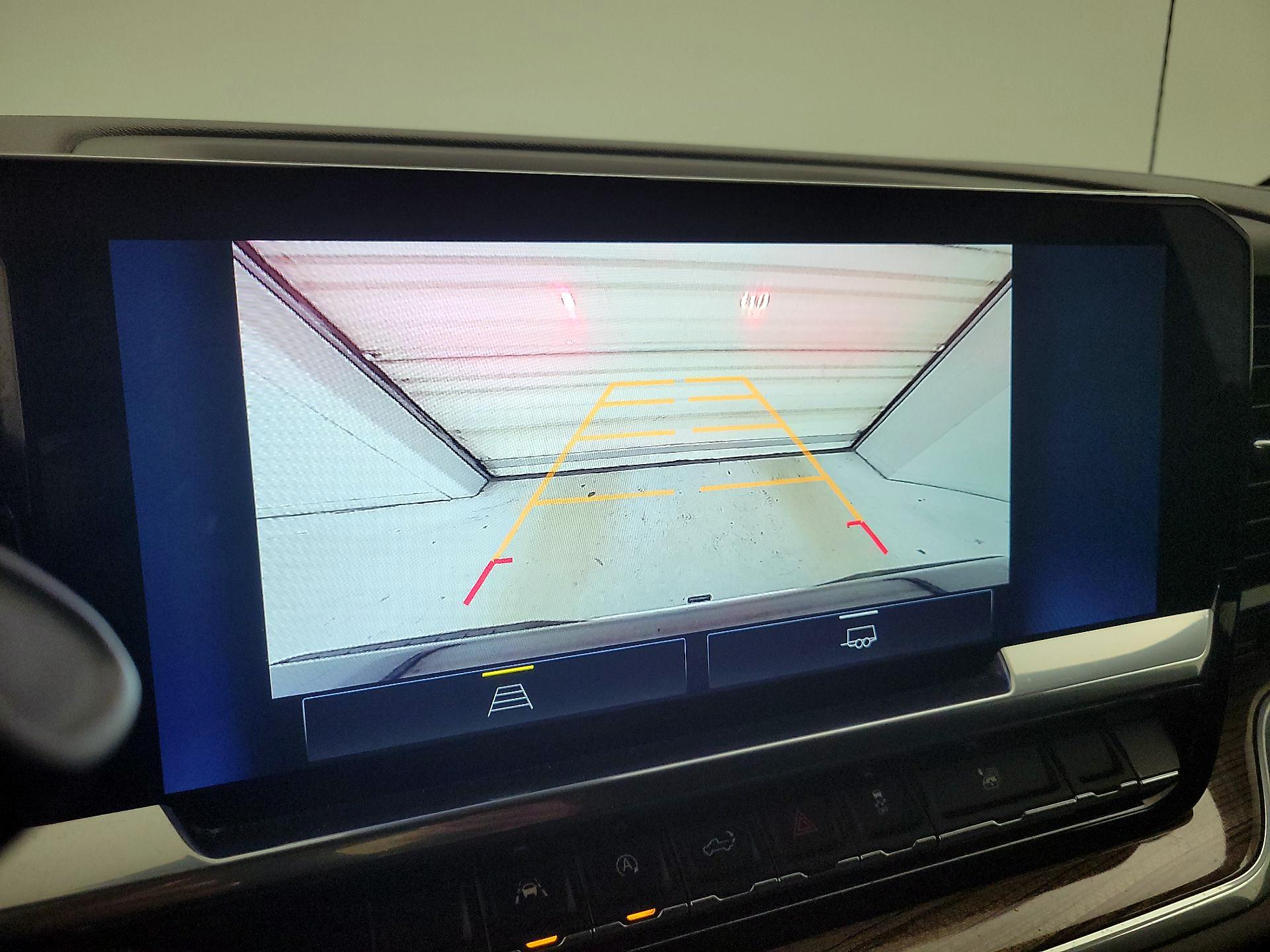 Thumbnail: 2022 Chevrolet Silverado 1500 - 14