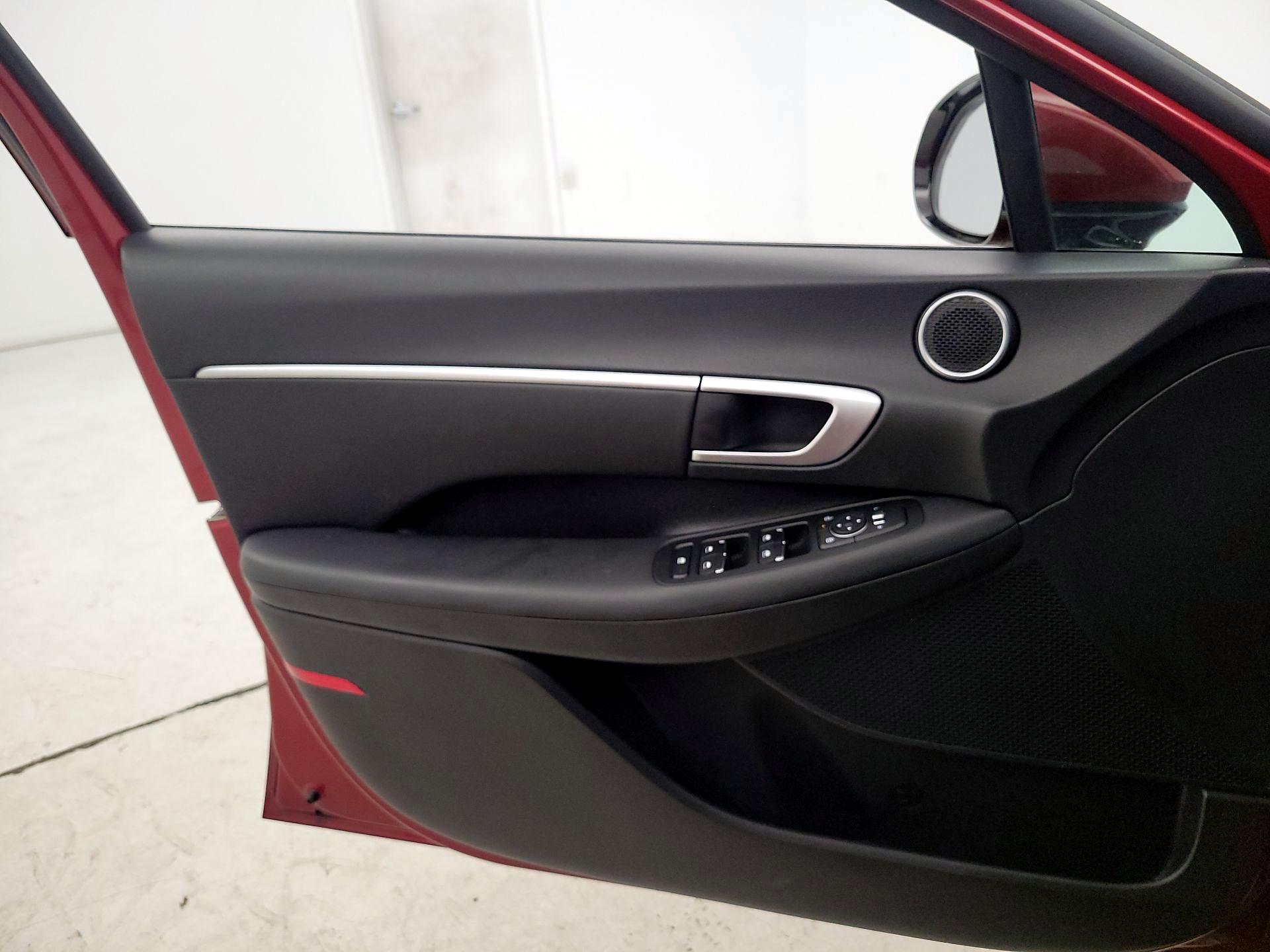 Thumbnail: 2025 Hyundai Sonata - 12