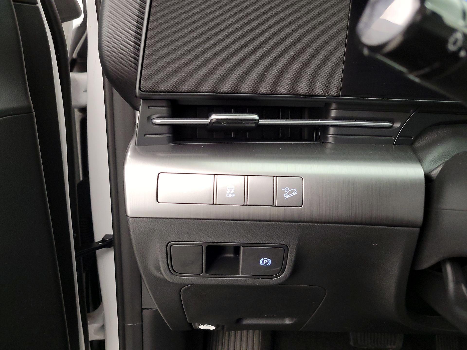 Thumbnail: 2025 Hyundai Kona - 13