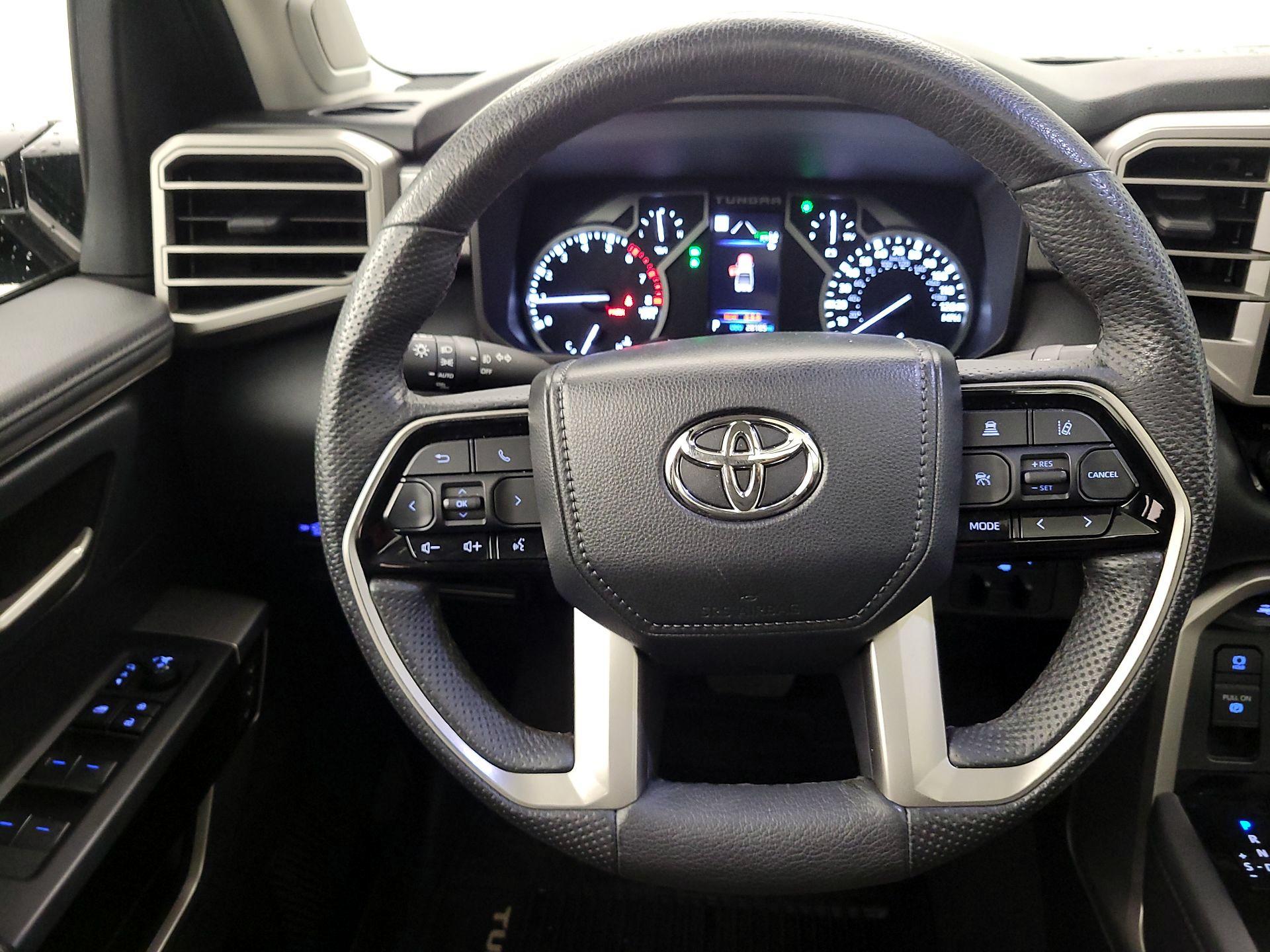 Thumbnail: 2023 Toyota Tundra - 10