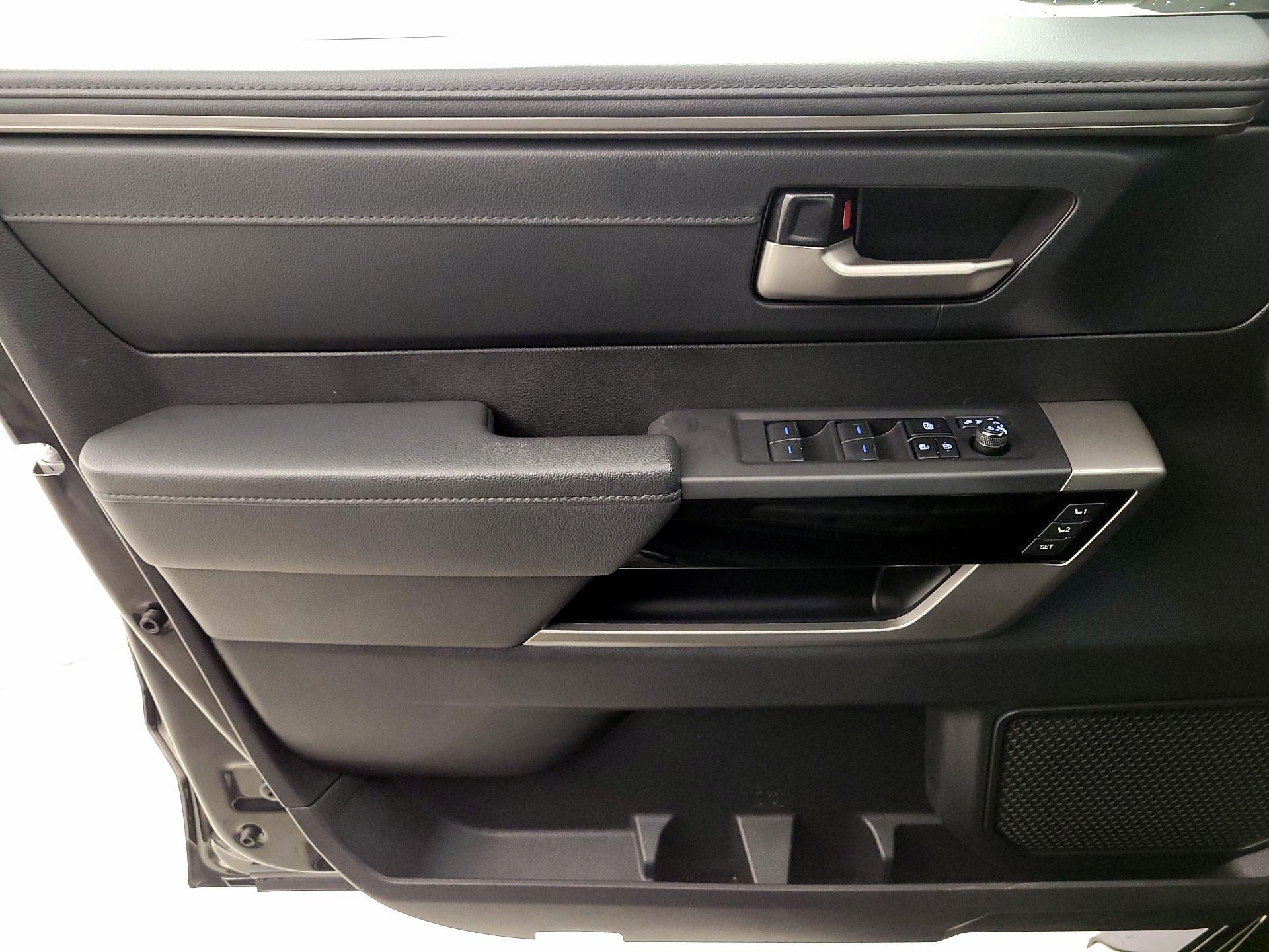 Thumbnail: 2023 Toyota Tundra - 12