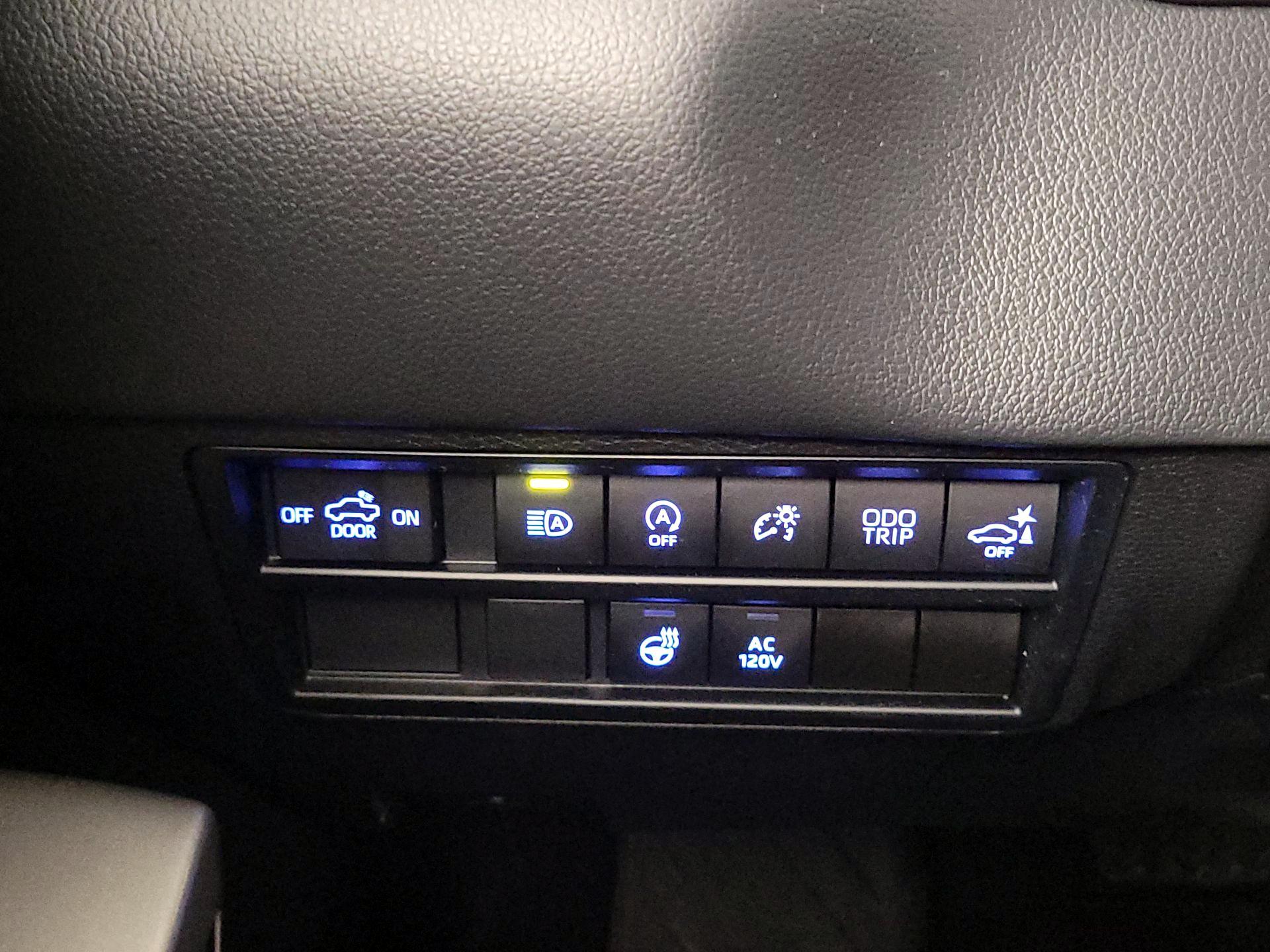 Thumbnail: 2023 Toyota Tundra - 13