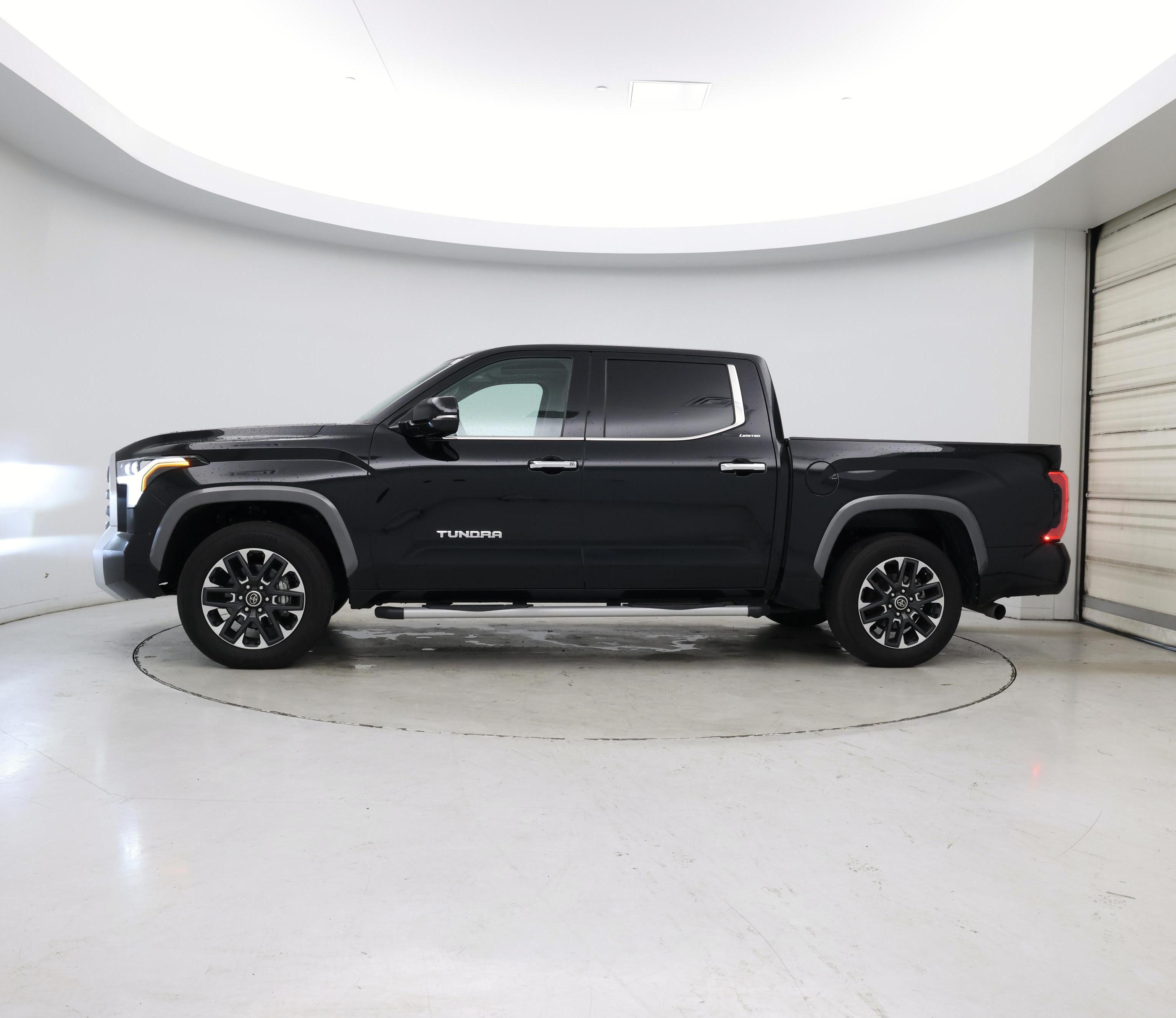 Thumbnail: 2023 Toyota Tundra - 3