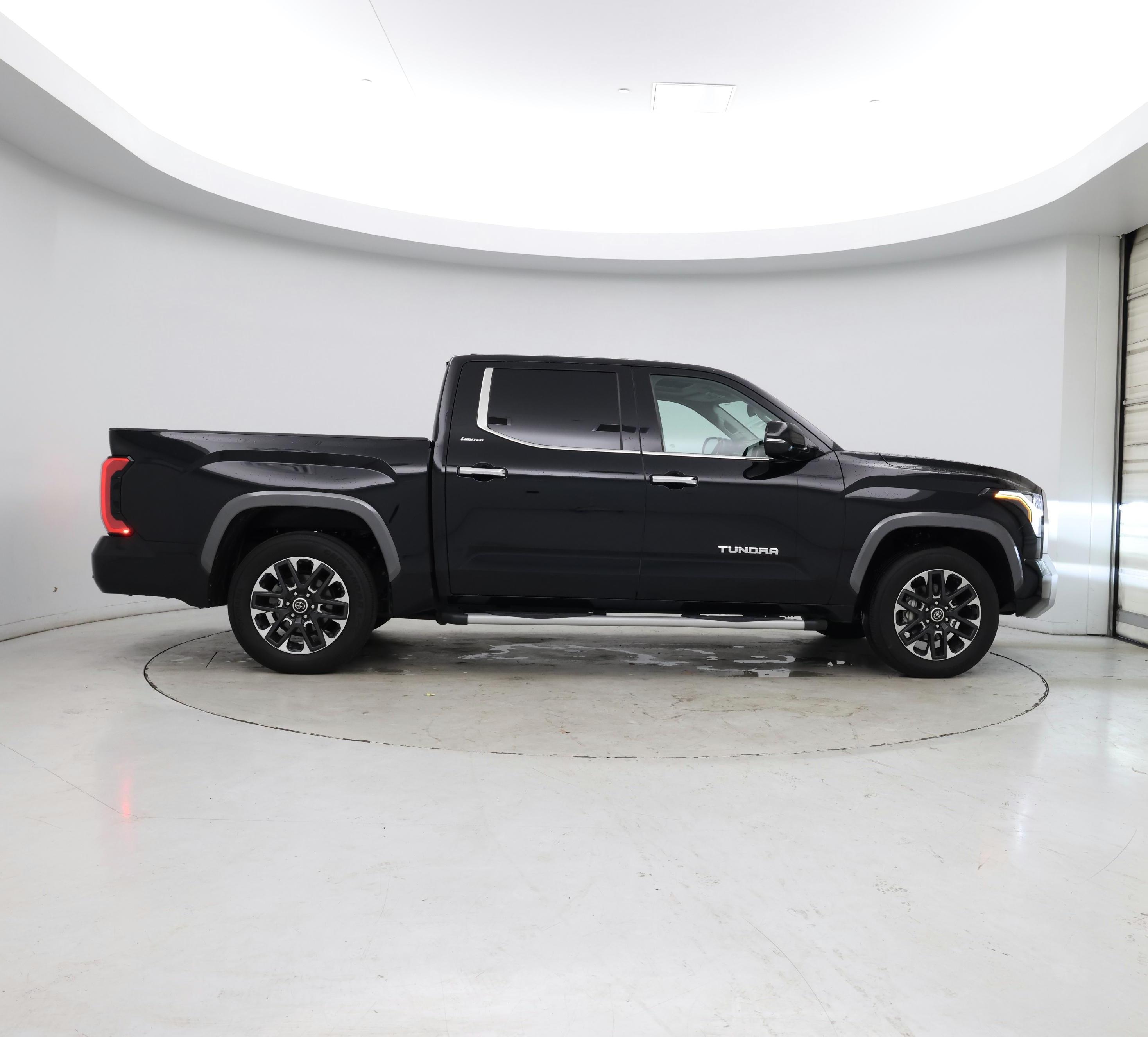 Thumbnail: 2023 Toyota Tundra - 7