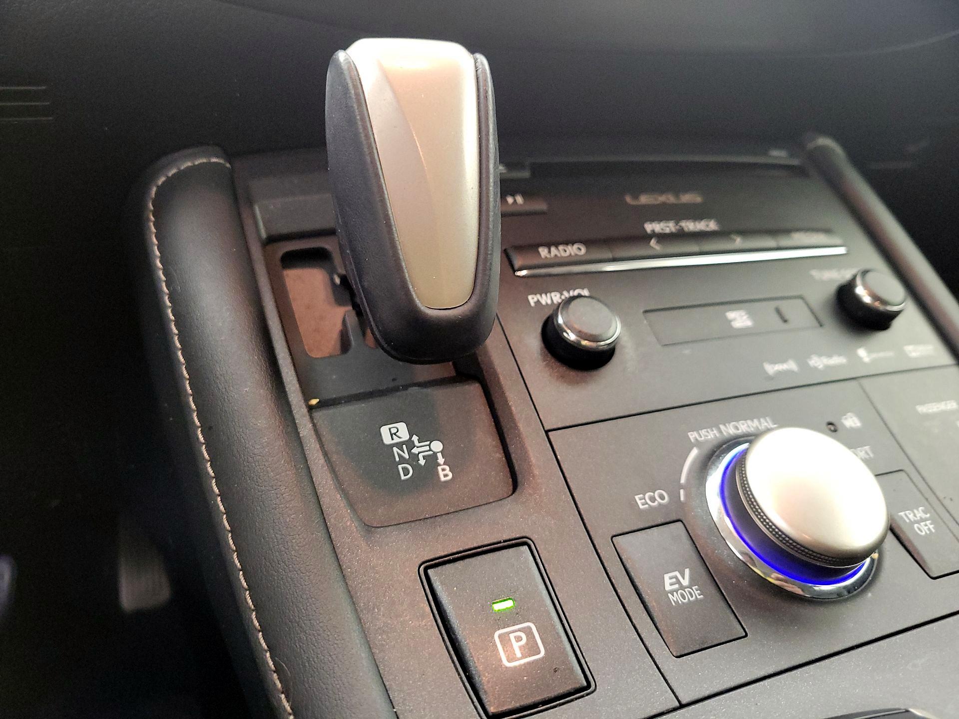 Thumbnail: 2016 Lexus CT - 18