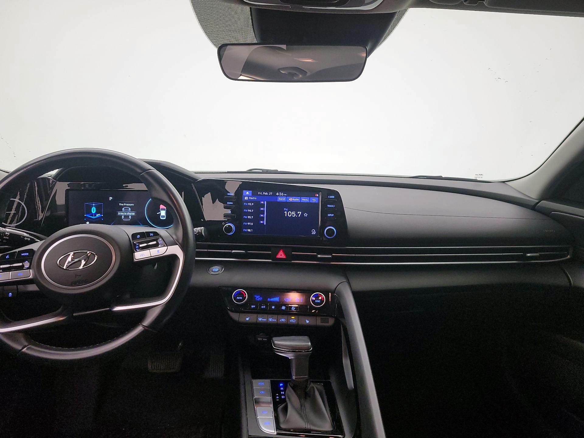 Thumbnail: 2022 Hyundai Elantra - 9