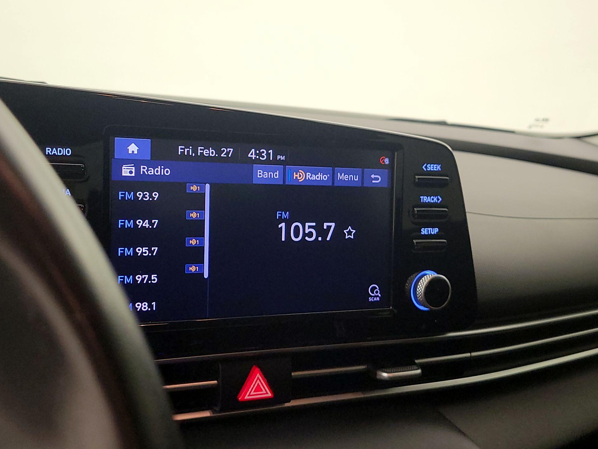 Thumbnail: 2022 Hyundai Elantra - 15