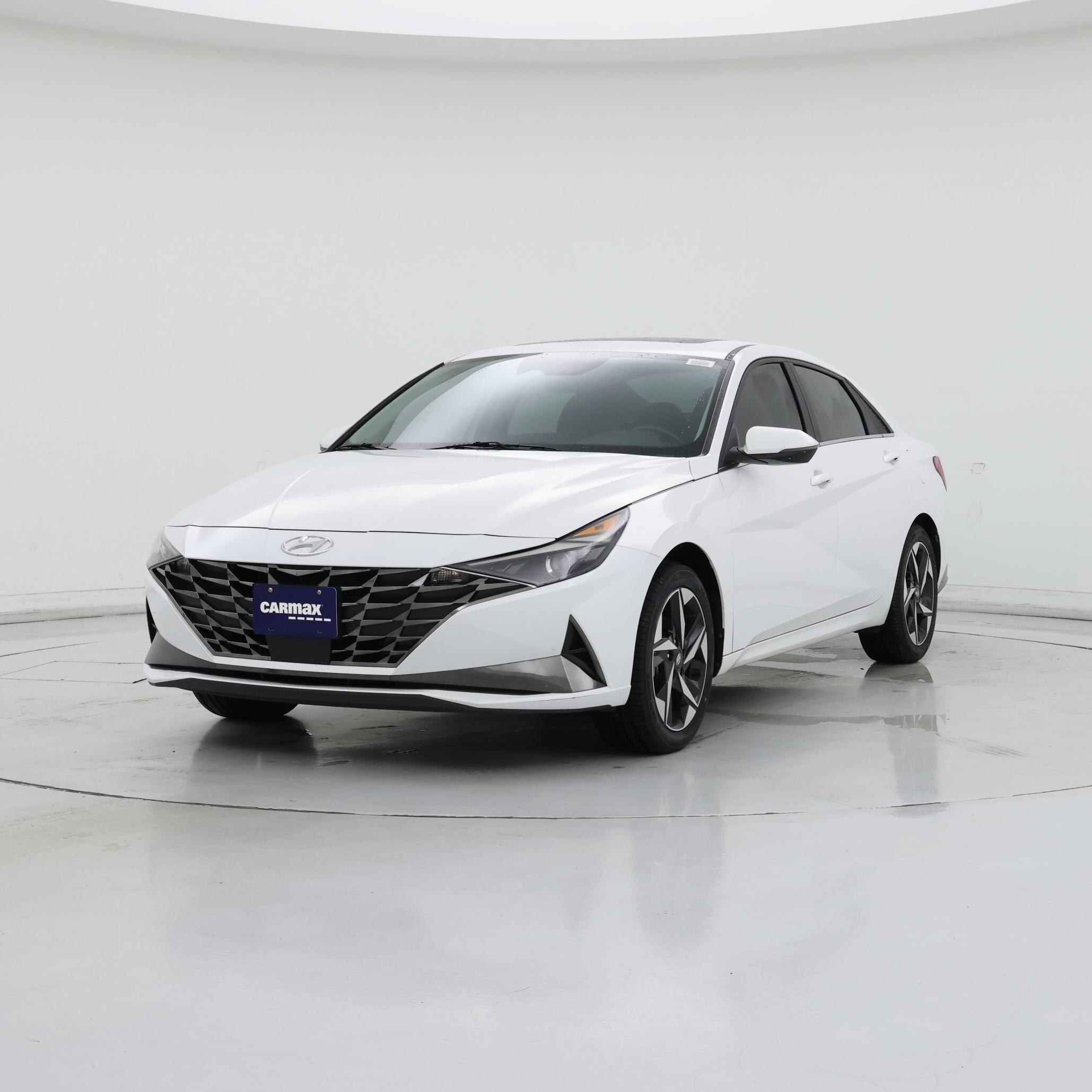 Thumbnail: 2022 Hyundai Elantra - 4