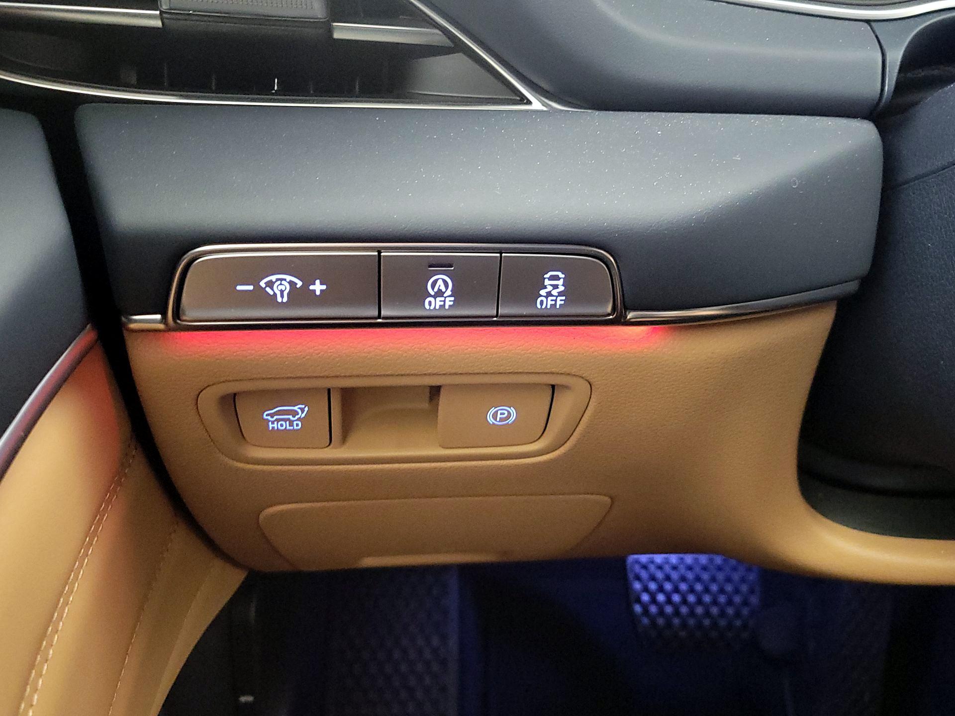 Thumbnail: 2024 Genesis GV80 - 13