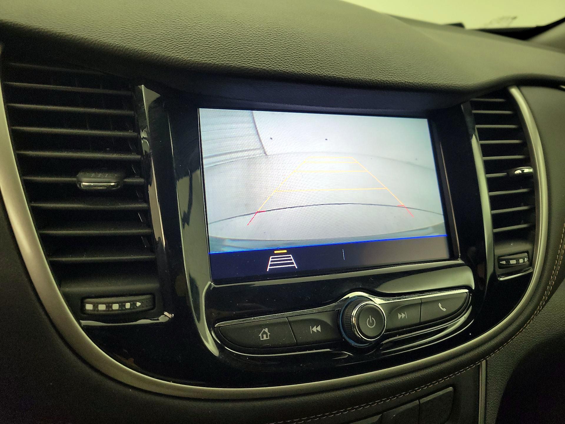 Thumbnail: 2020 Chevrolet Trax - 14