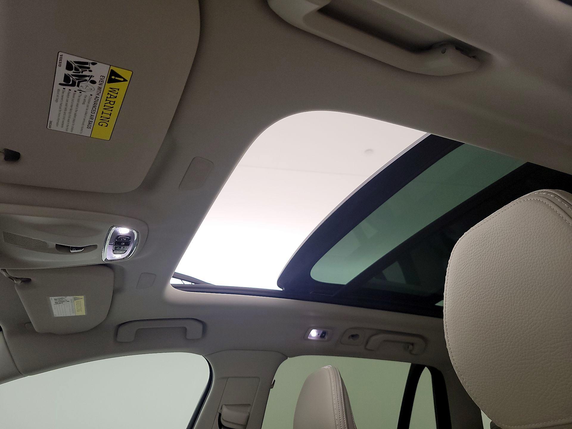 Thumbnail: 2020 Volvo S60 - 20